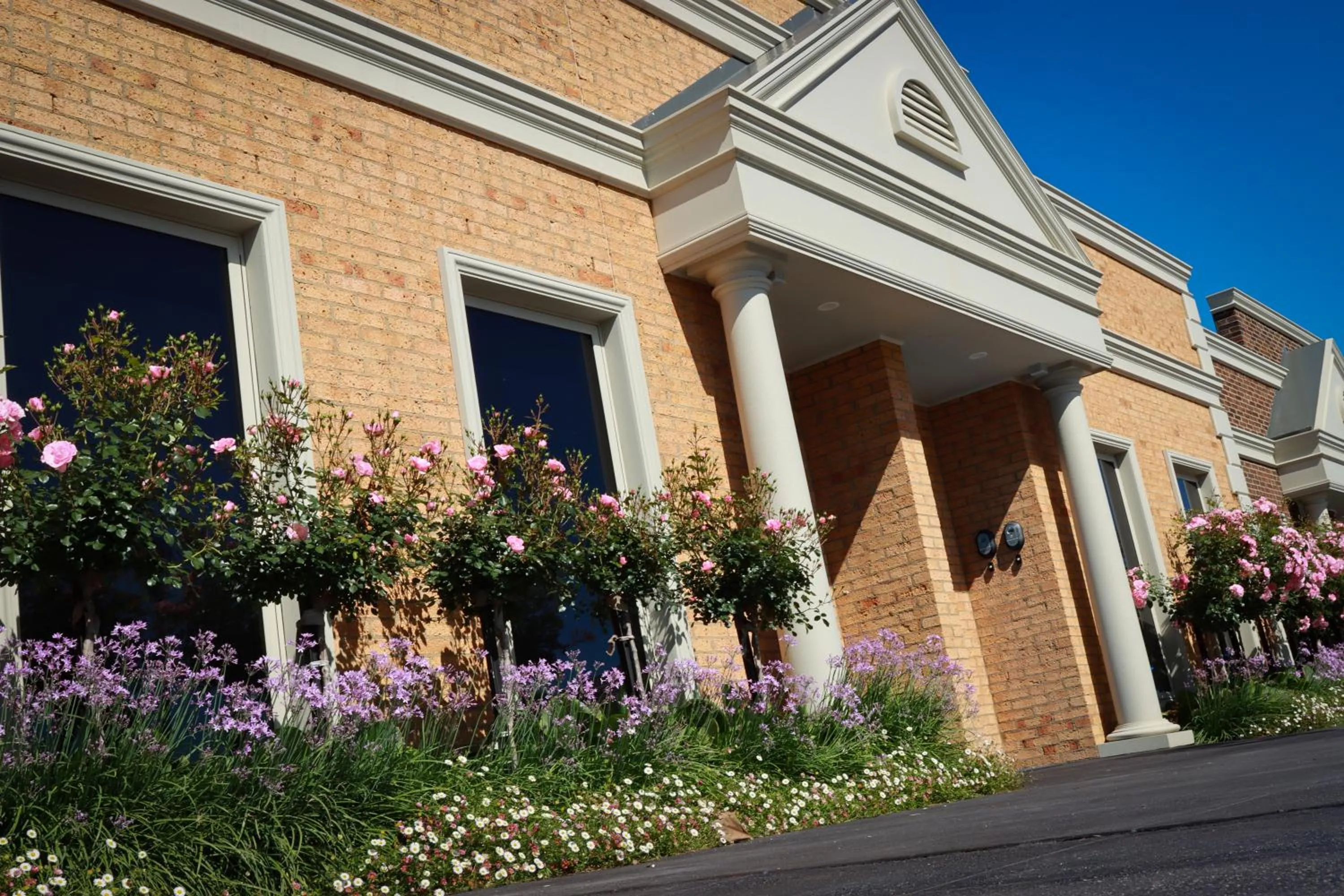 Property building in Mansi on Raymond