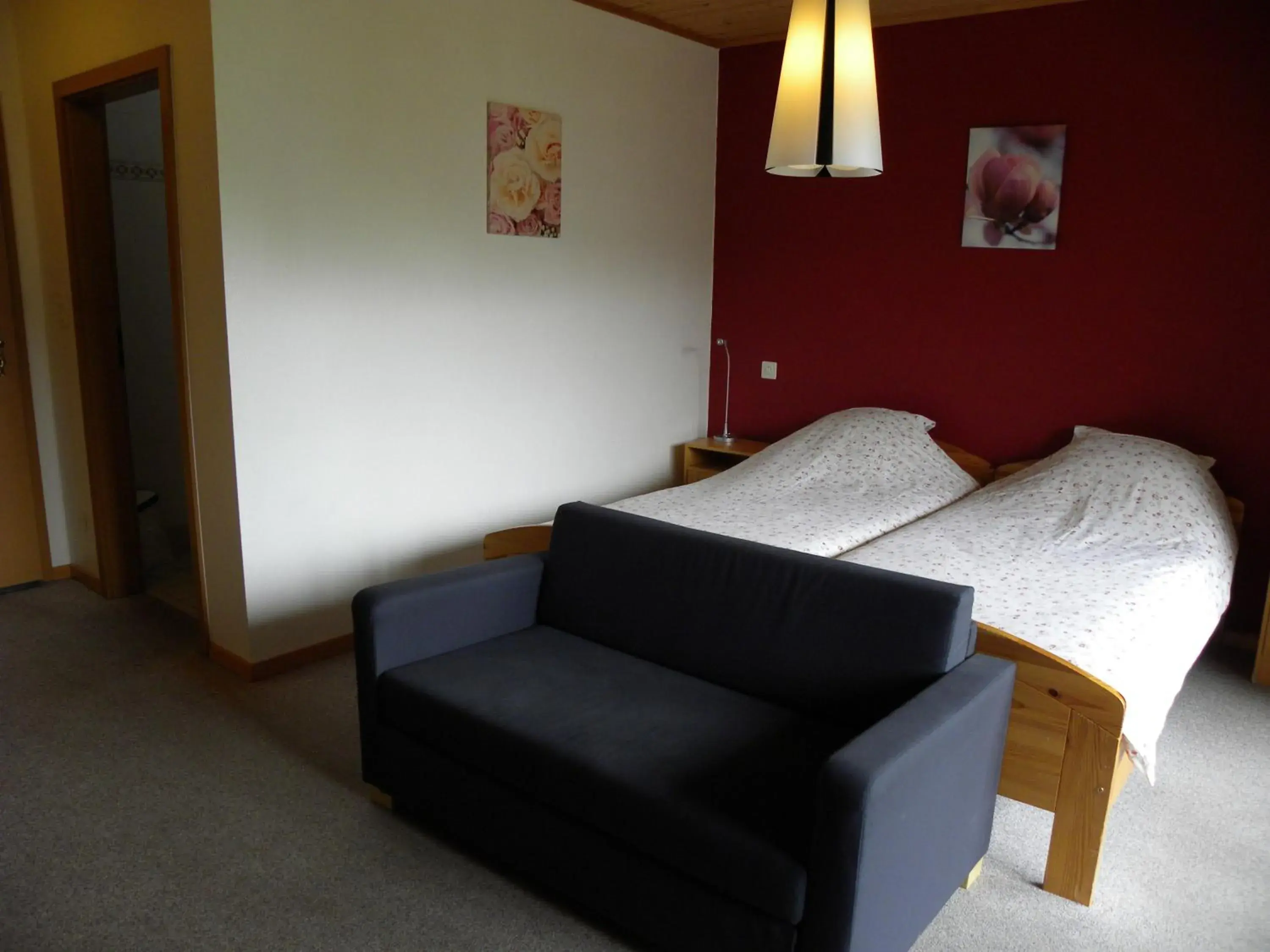 Twin Room with Balcony in Hotel Restaurant Walliser Sonne Twin Room with Balcony in Hotel Restaurant Walliser Sonne