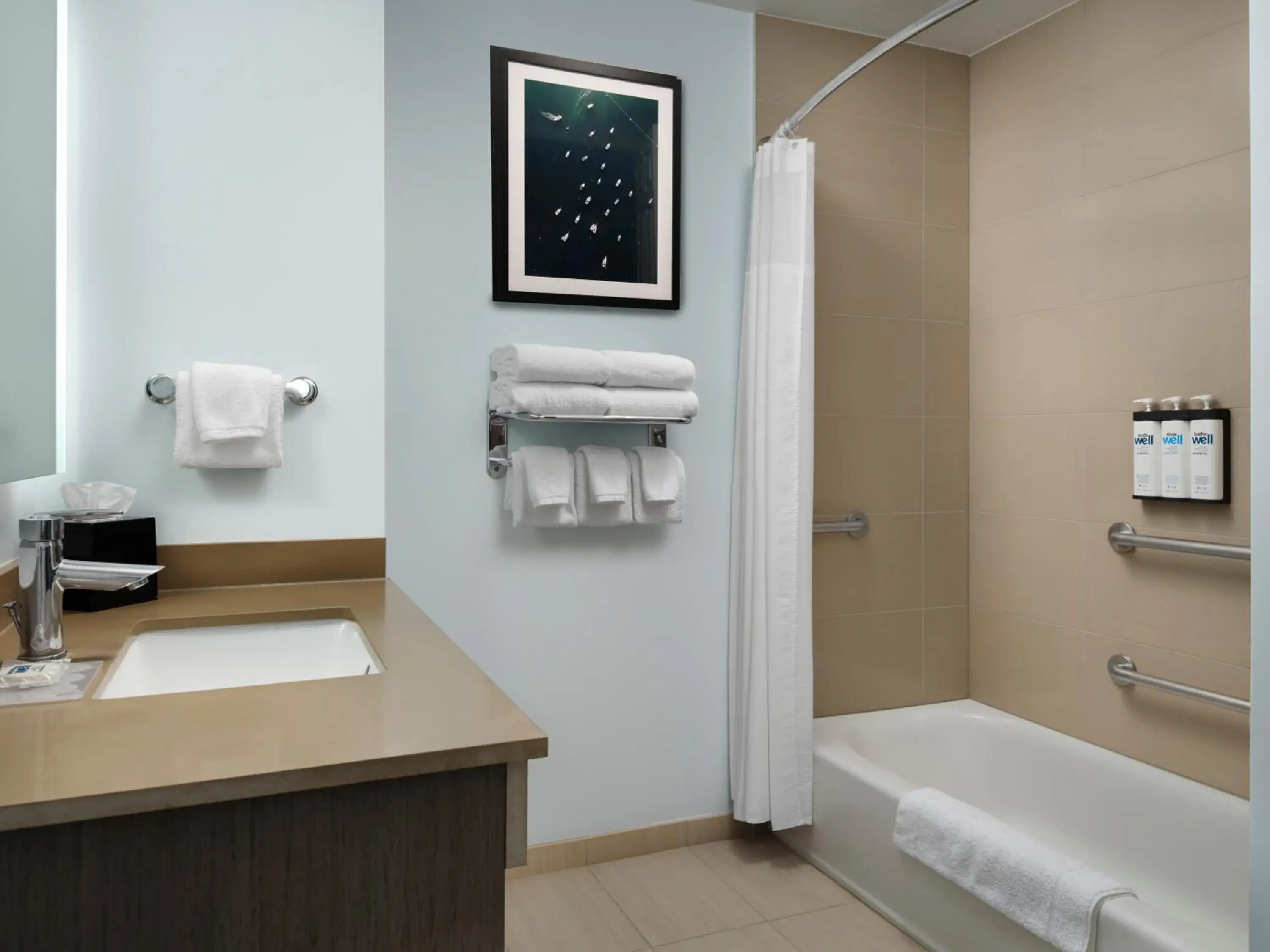 One-Bedroom King Suite with Accessible Tub - Disability Access in Hyatt House San Diego Sorrento Mesa One-Bedroom King Suite with Accessible Tub - Disability Access in Hyatt House San Diego Sorrento Mesa