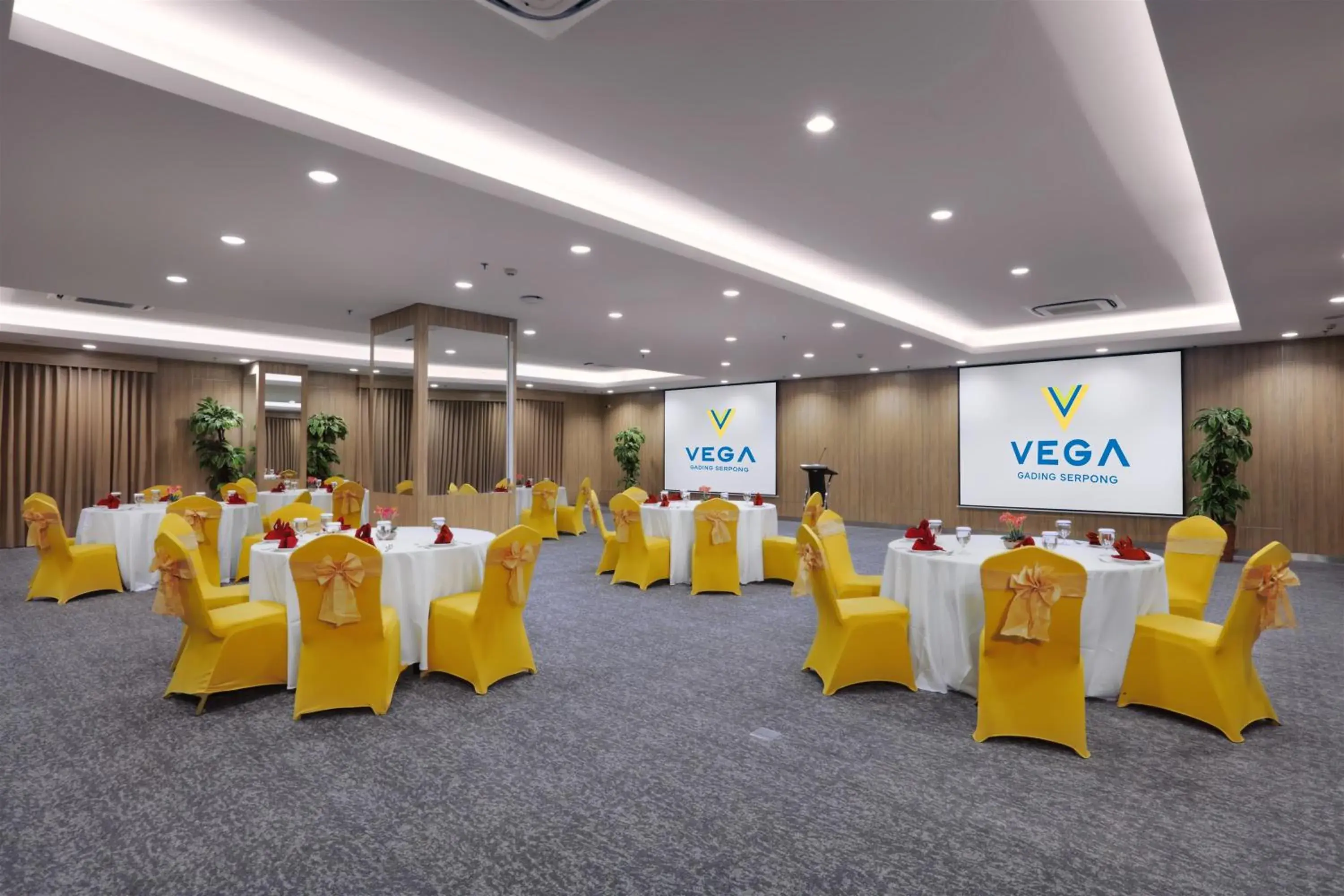 Restaurant/places to eat in Vega Hotel Gading Serpong Restaurant/places to eat in Vega Hotel Gading Serpong