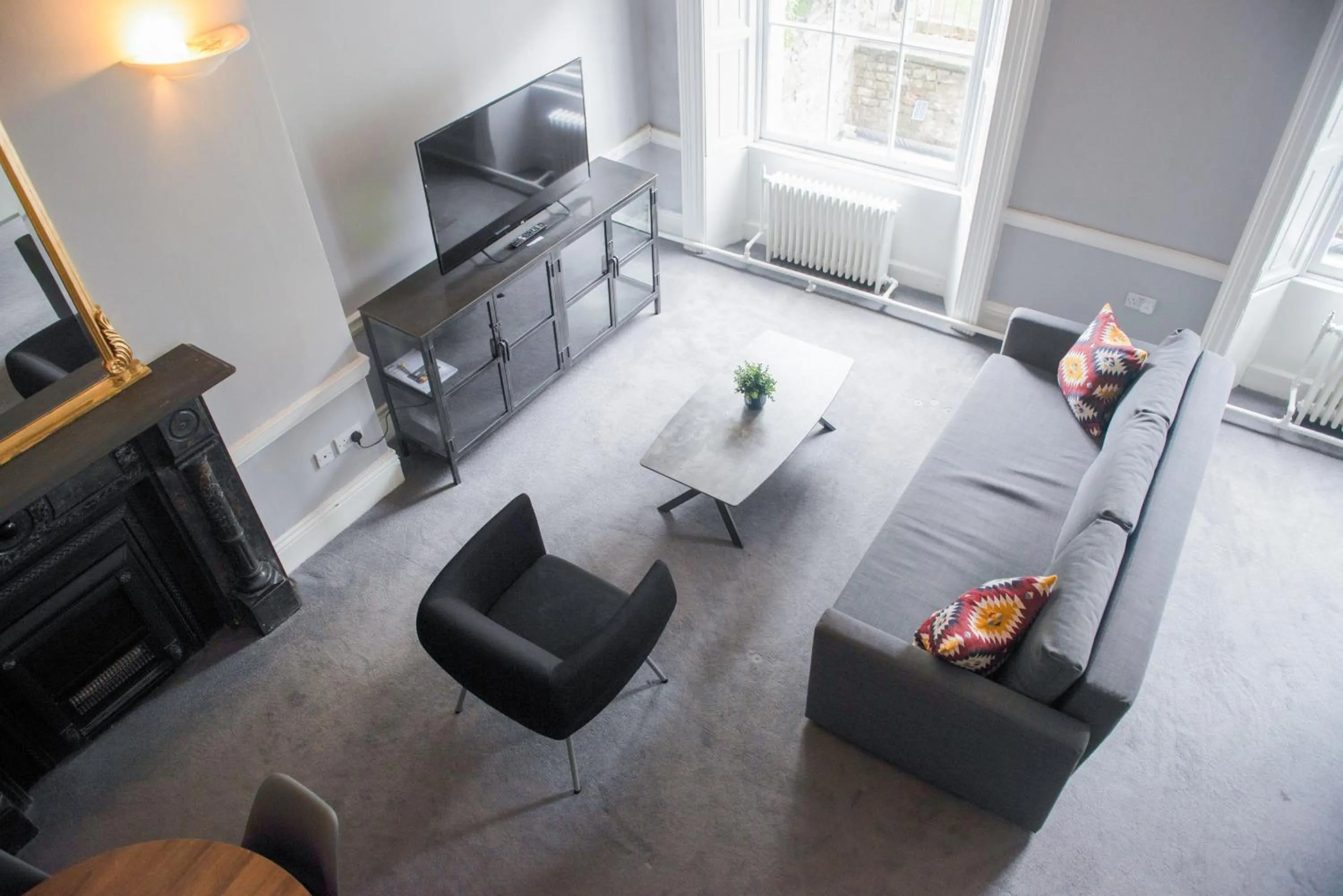 Communal lounge/ TV room in Leevin Studios