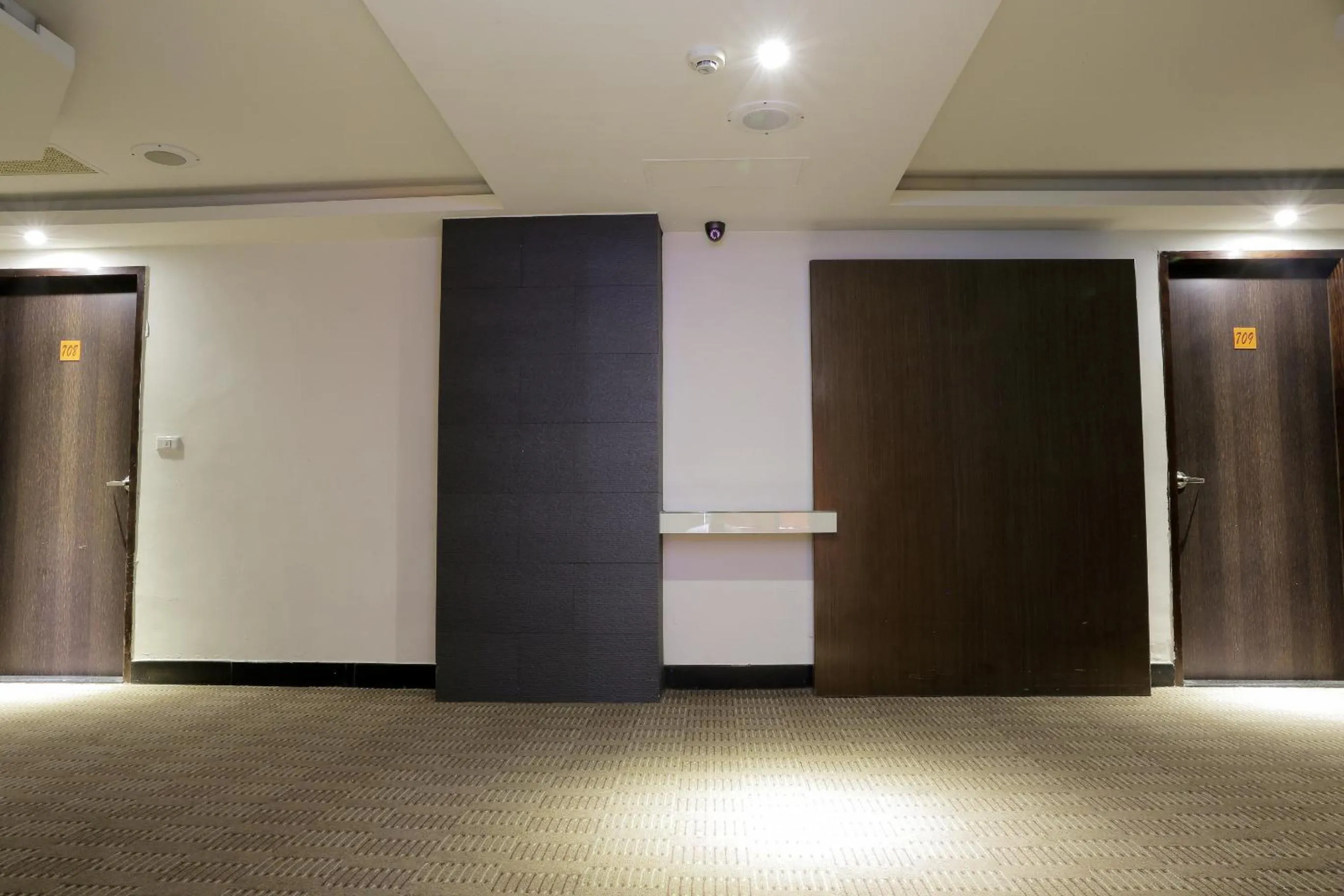 Decorative detail in Tai Shinu Hotel