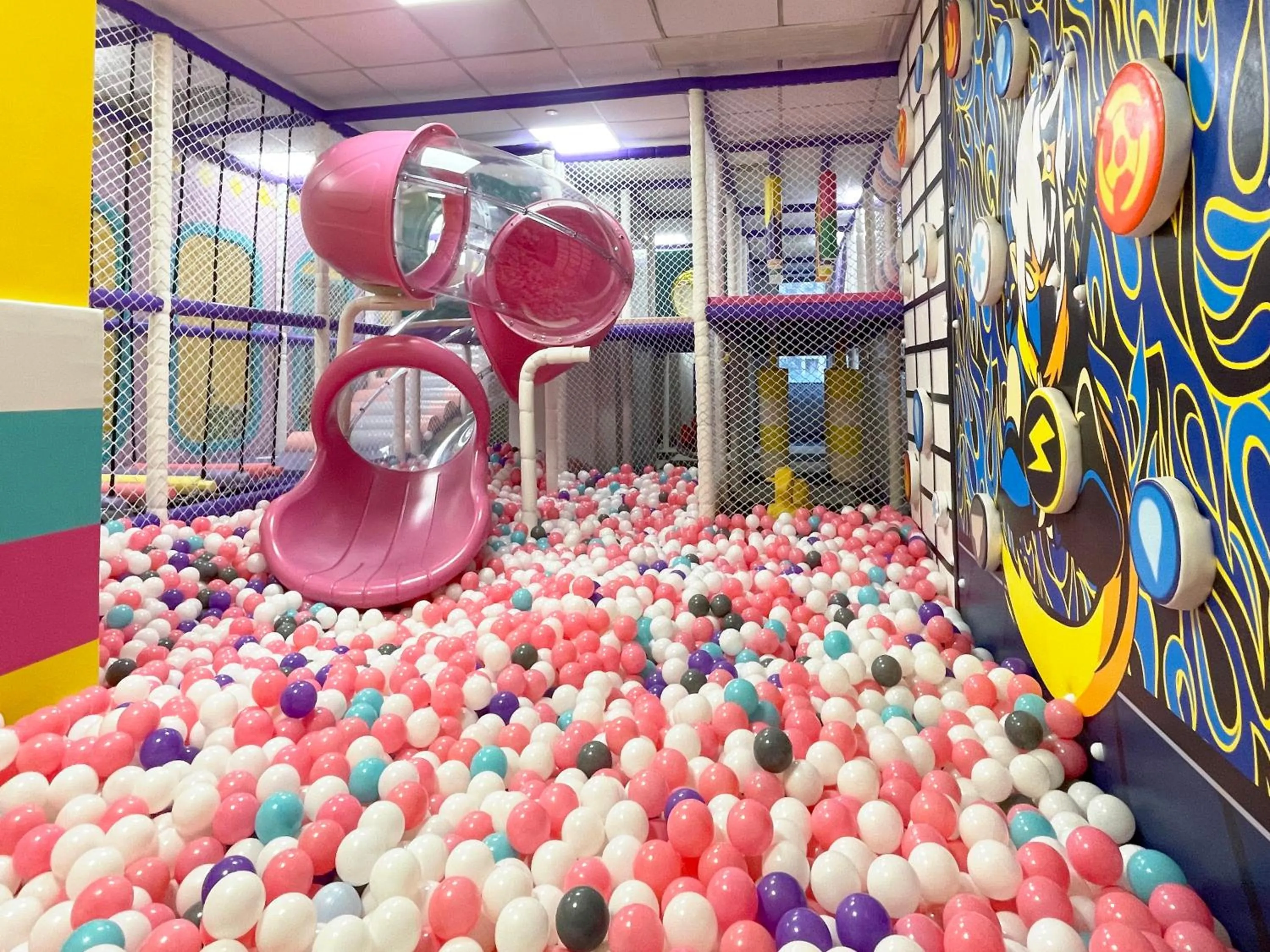 Children play ground in Hilton Foshan