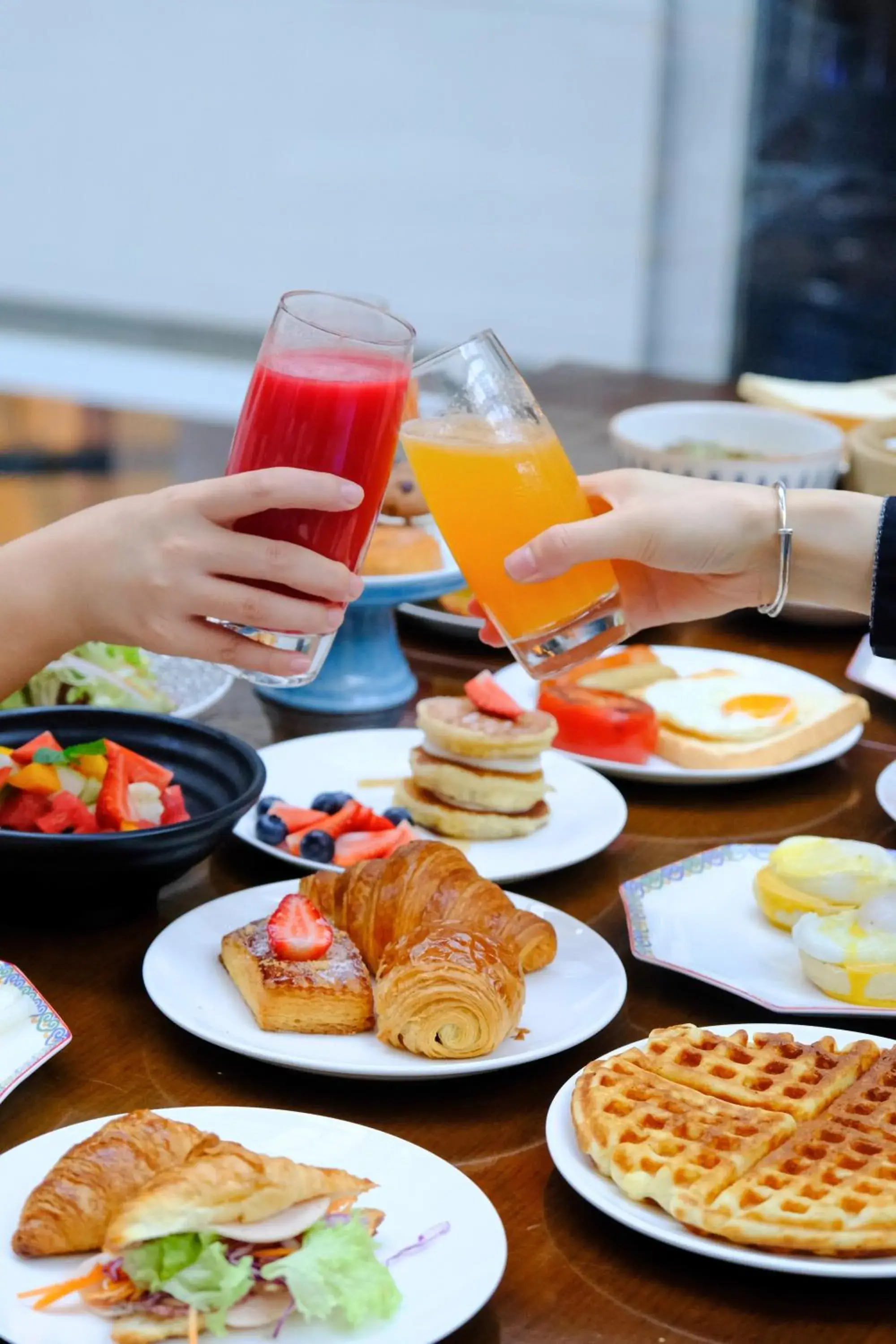 Food and drinks in Hilton Foshan - Free Shuttle Bus to Canton Fair Food and drinks in Hilton Foshan - Free Shuttle Bus to Canton Fair