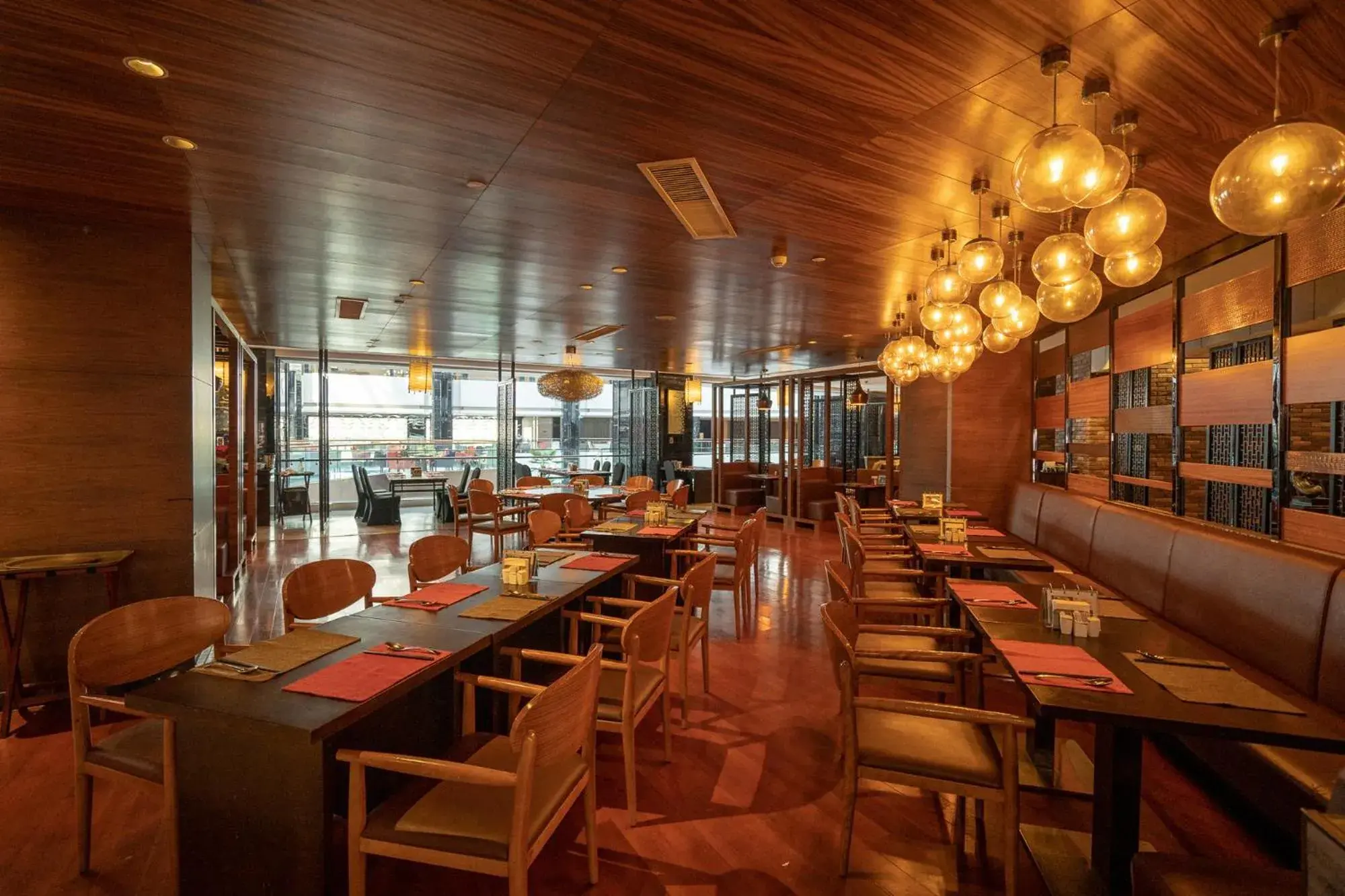 Restaurant/places to eat in Hilton Foshan - Free Shuttle Bus to Canton Fair Restaurant/places to eat in Hilton Foshan - Free Shuttle Bus to Canton Fair