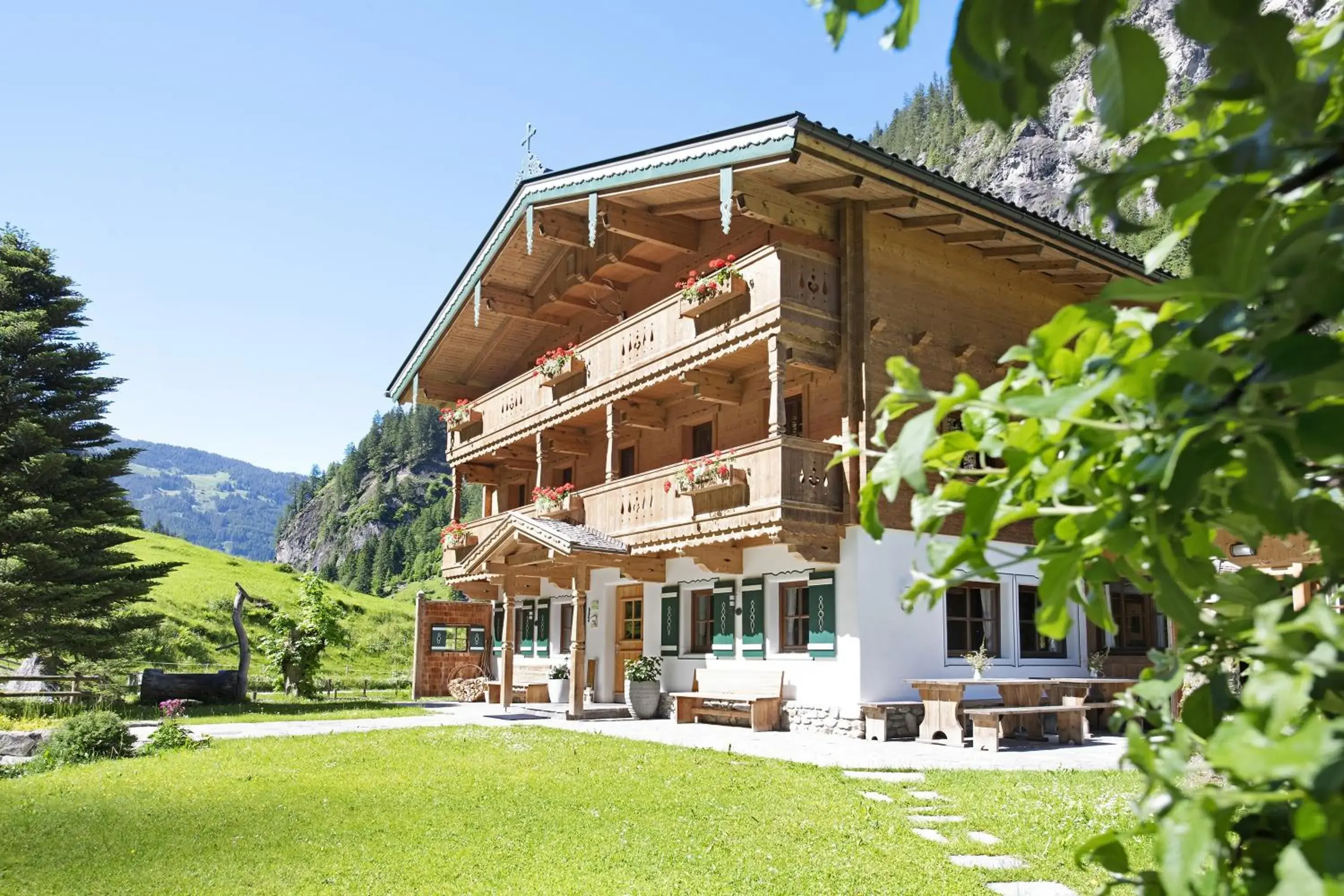 Alpenchalet Lacknerbrunn bis 30 P Alpenchalet Lacknerbrunn bis 30 P