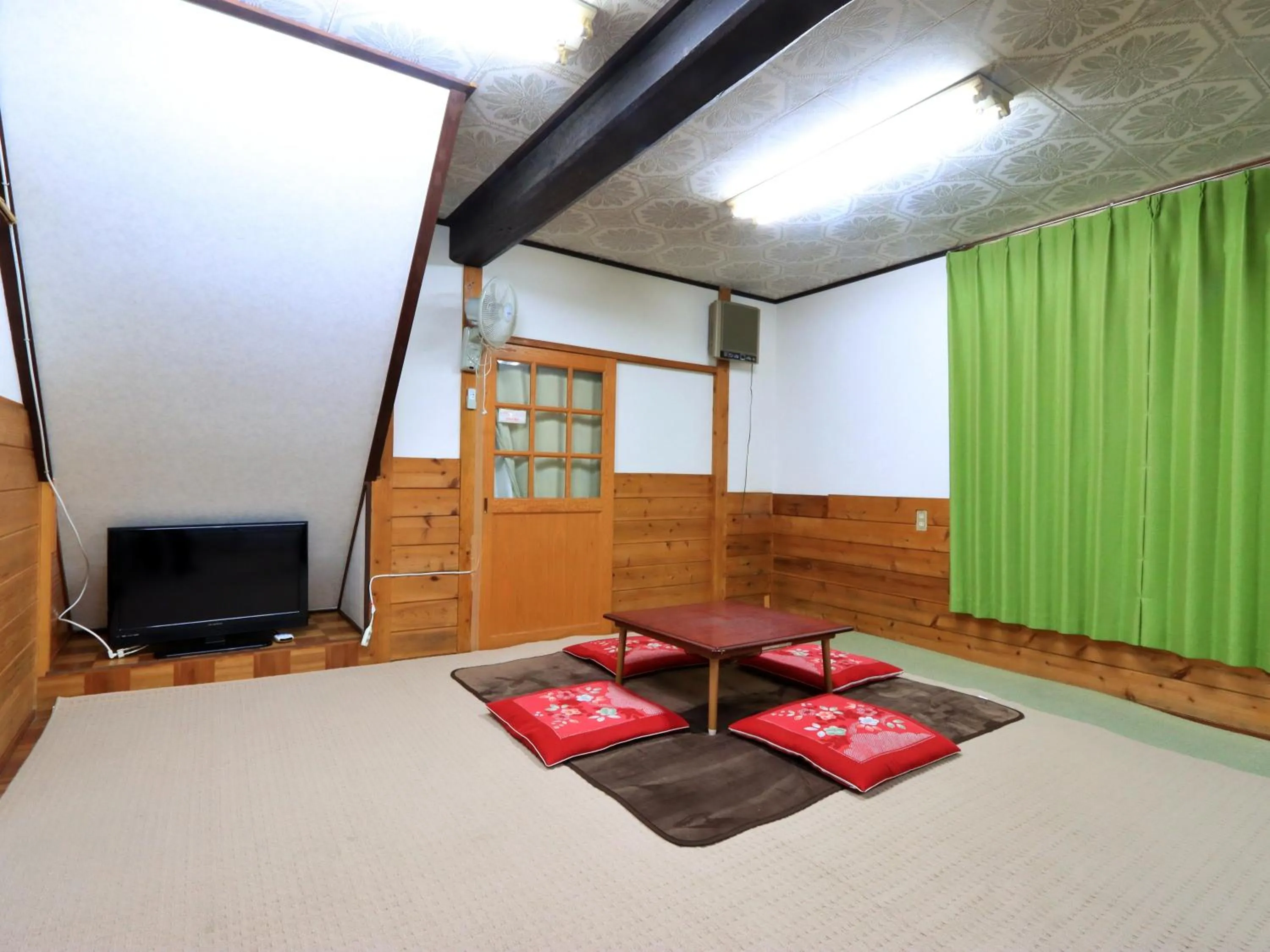 Hanasaku Onsen Yoshiyaso