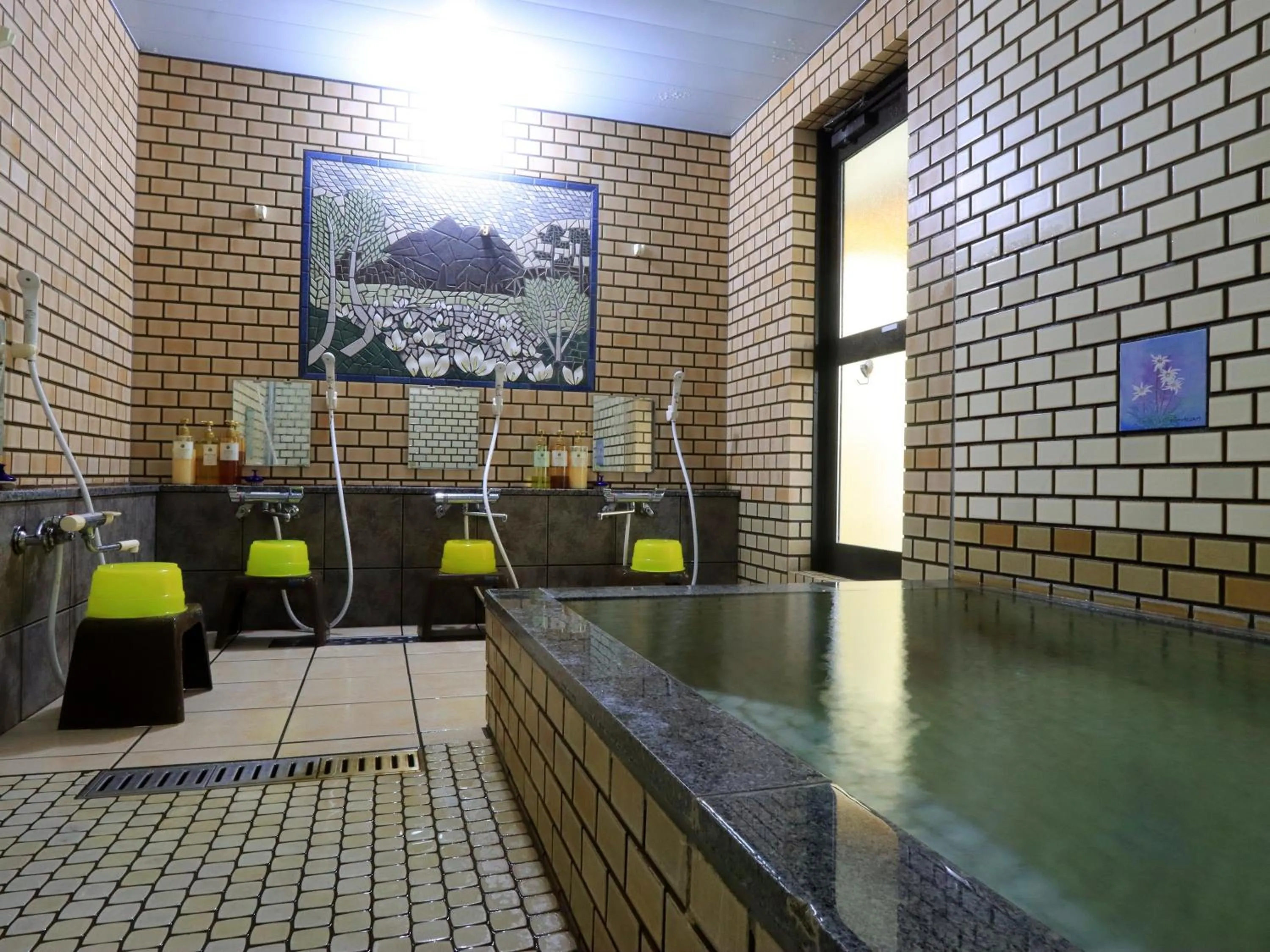 Hot Spring Bath in Hanasaku Onsen Yoshiyaso