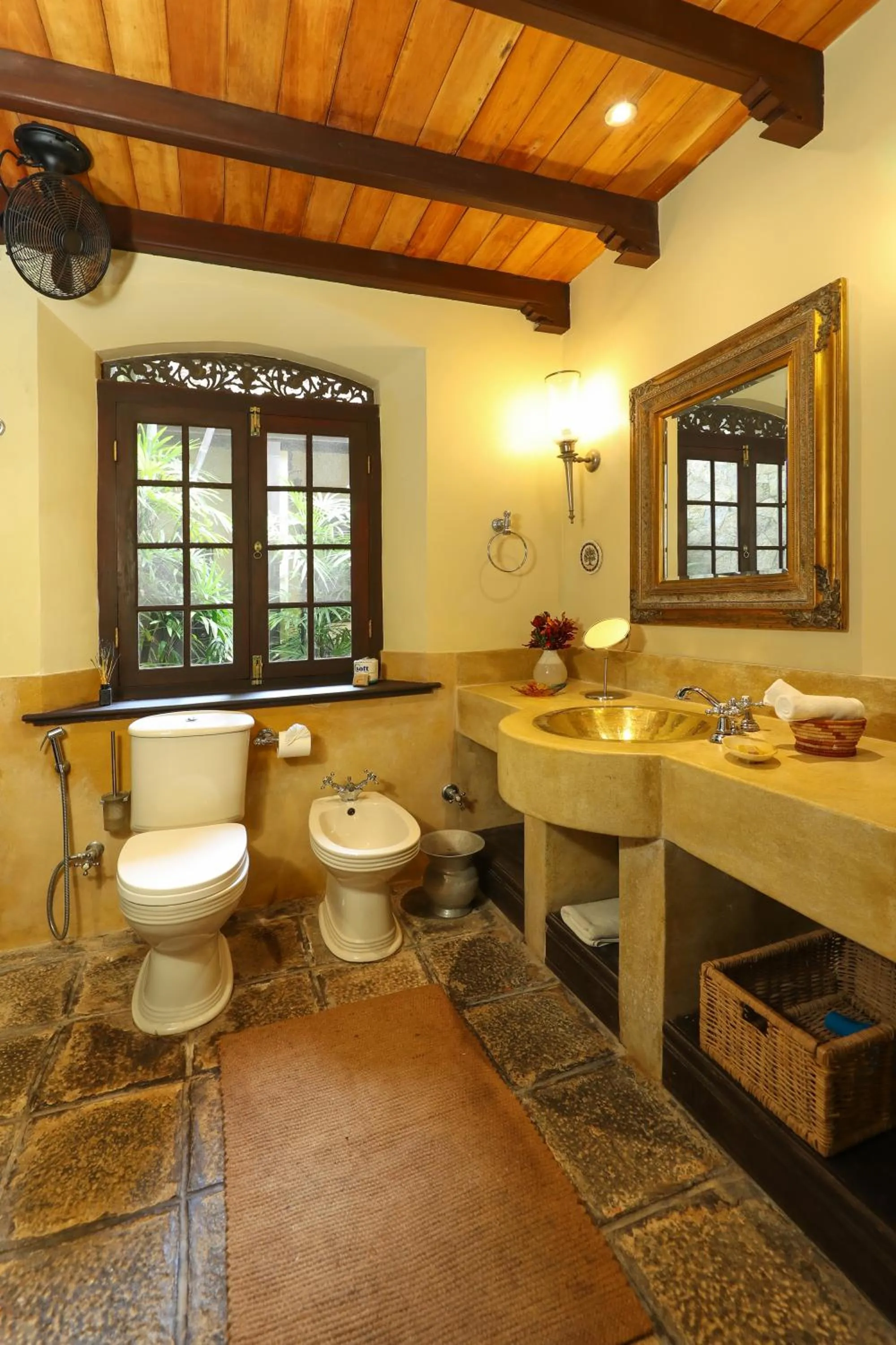 Toilet in Sergeant House Boutique Villa & Private Beach