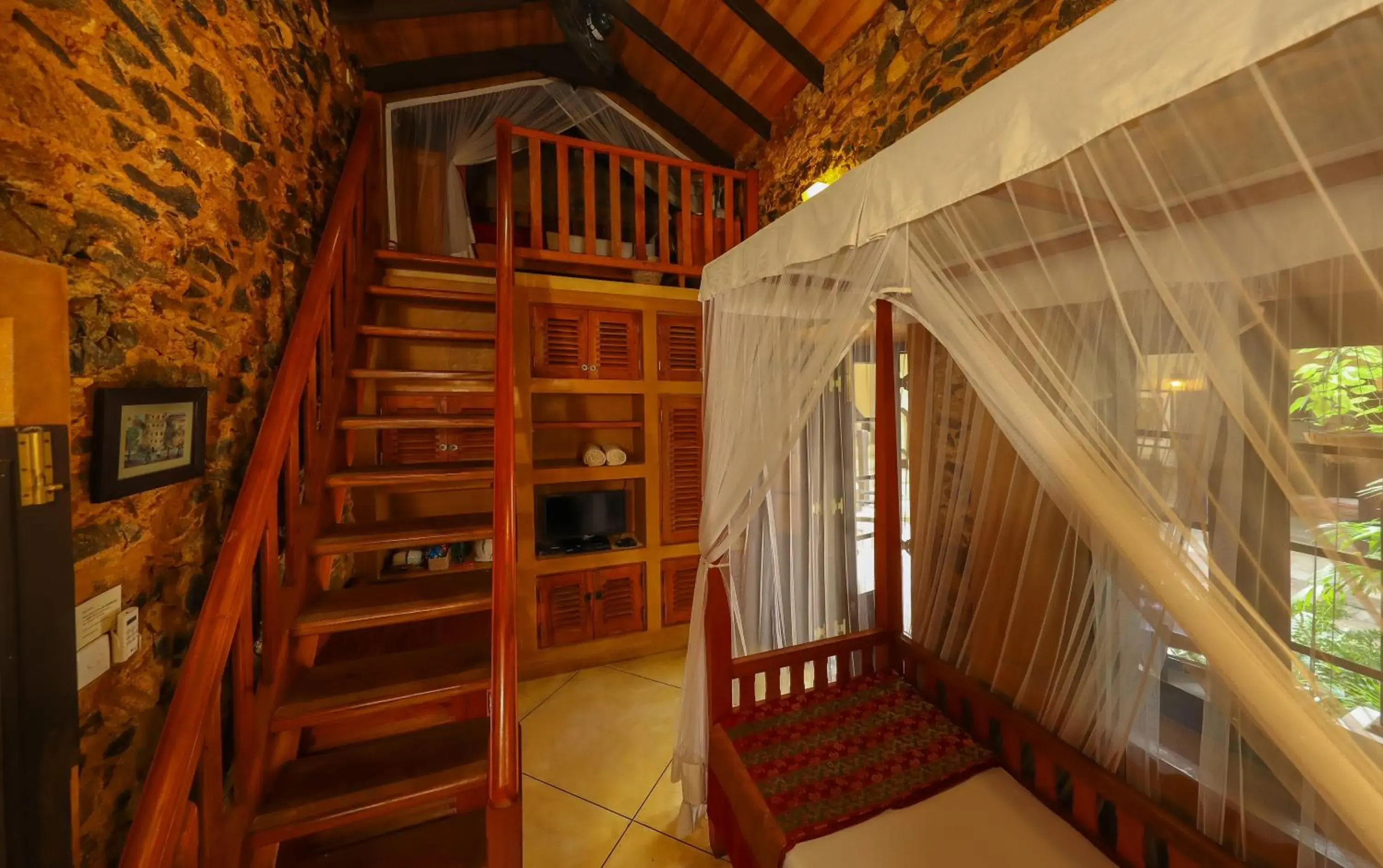 Standard Twin Room (2 Beds in two Floors) - single occupancy in Sergeant House Boutique Villa & Private Beach Standard Twin Room (2 Beds in two Floors) - single occupancy in Sergeant House Boutique Villa & Private Beach