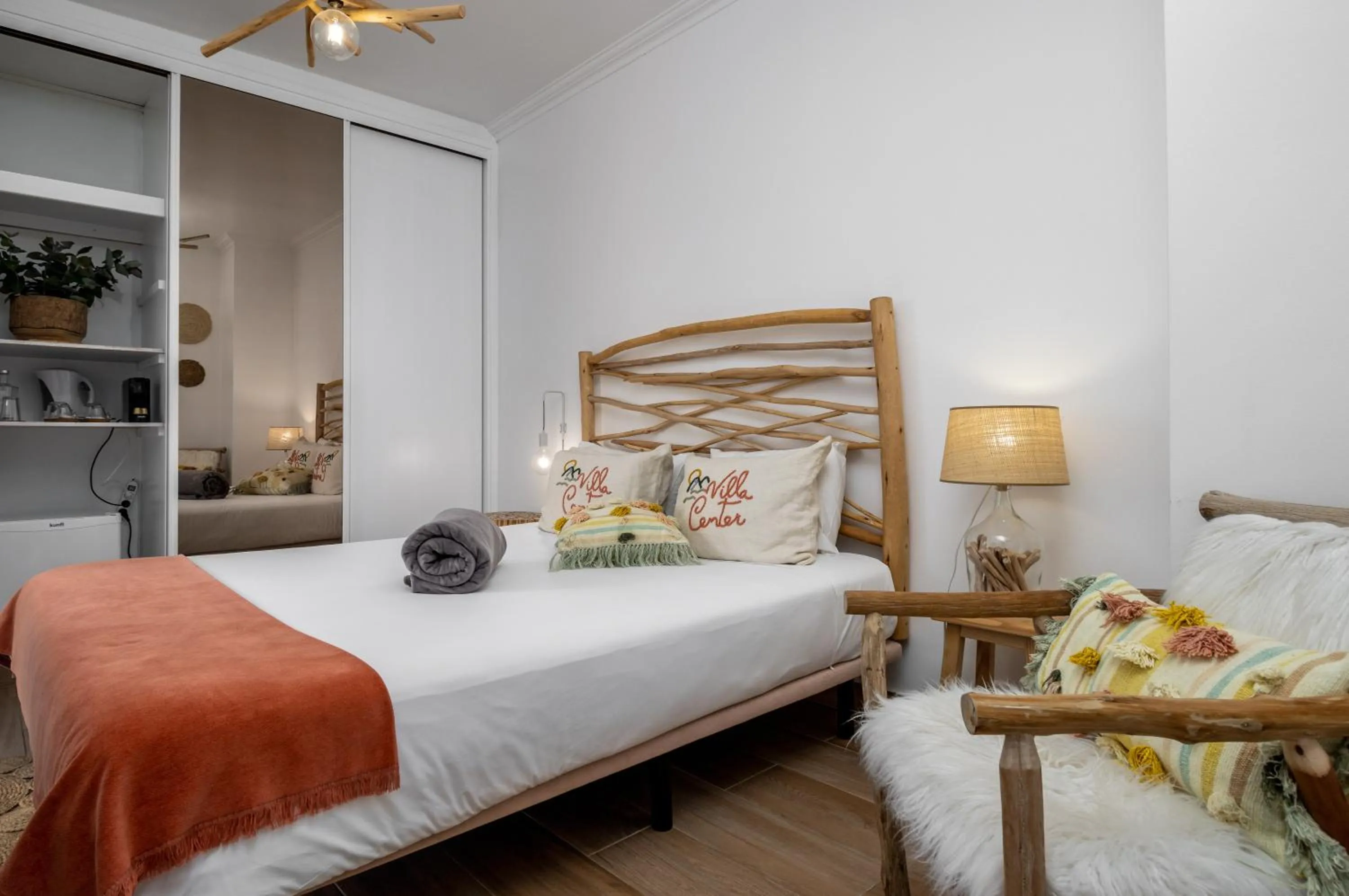 Bed in Villa Center - Alojamento Local