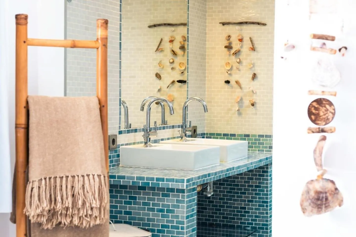 Bathroom in Villa Maluhia Frente Al Mar y Jacuzzi, Corralejo