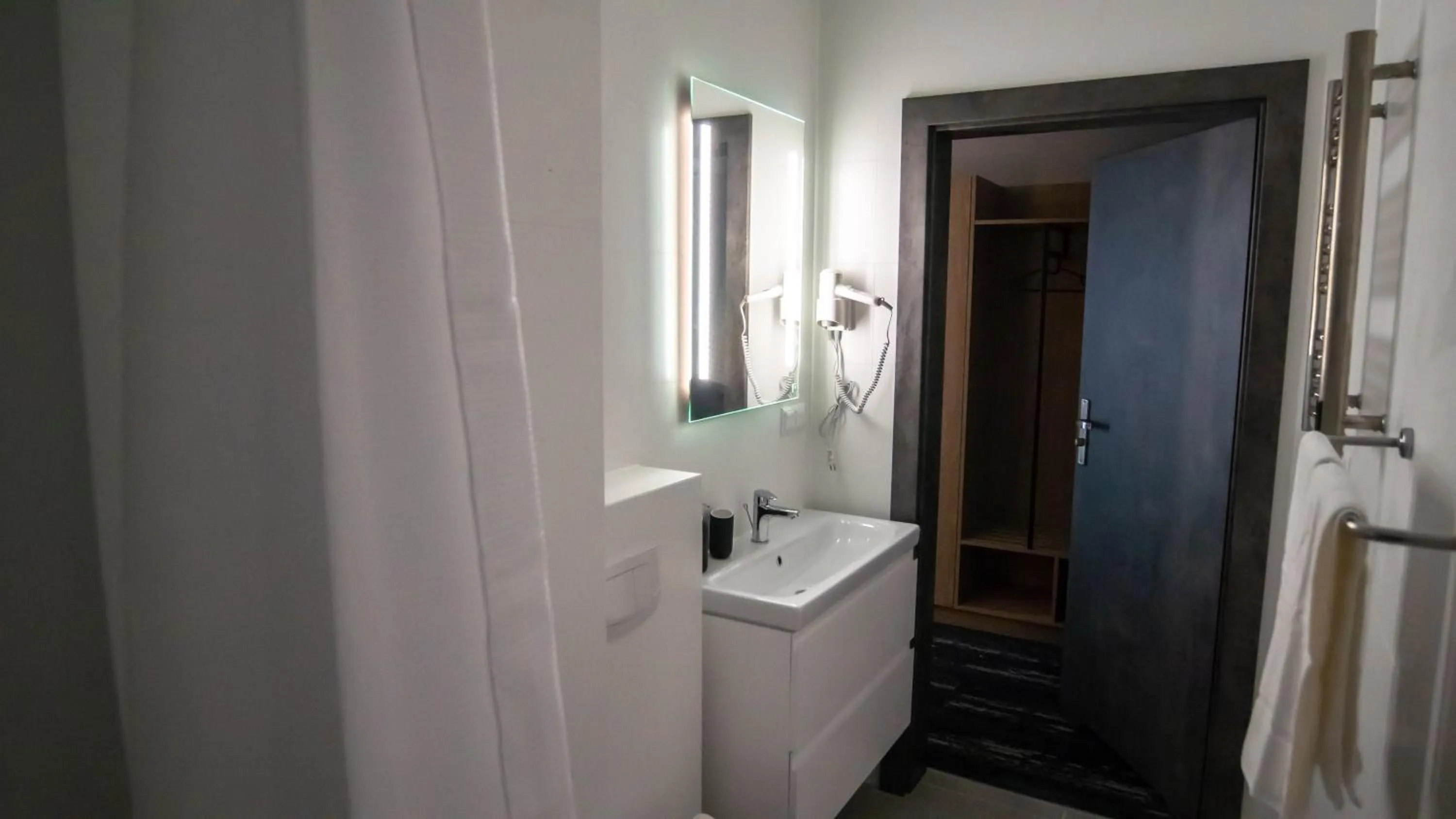 Bathroom in Nowe Millenium