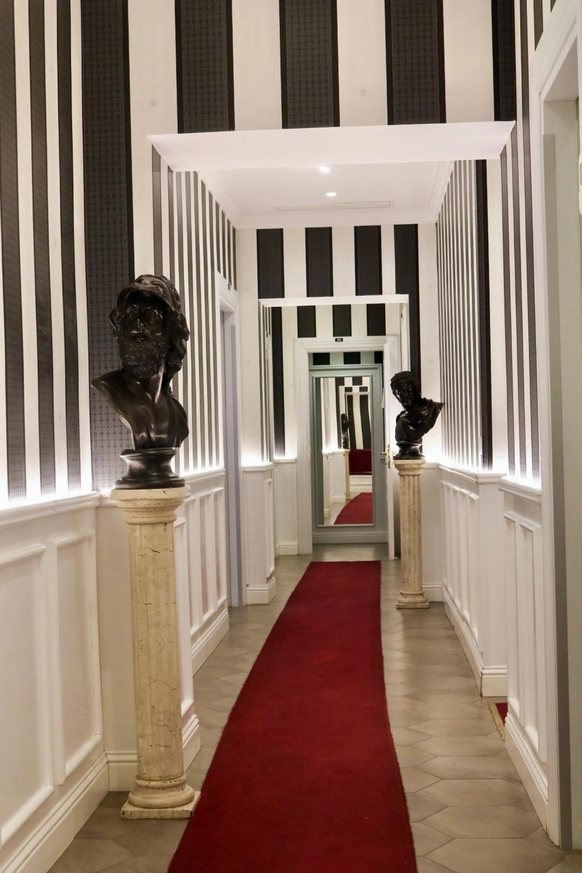 Facade/entrance in Bramble Luxury Suites