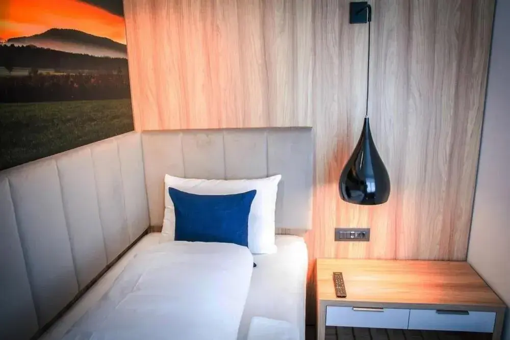 Deluxe Single Room - single occupancy in Hotel Wilder Mann Deluxe Single Room - single occupancy in Hotel Wilder Mann