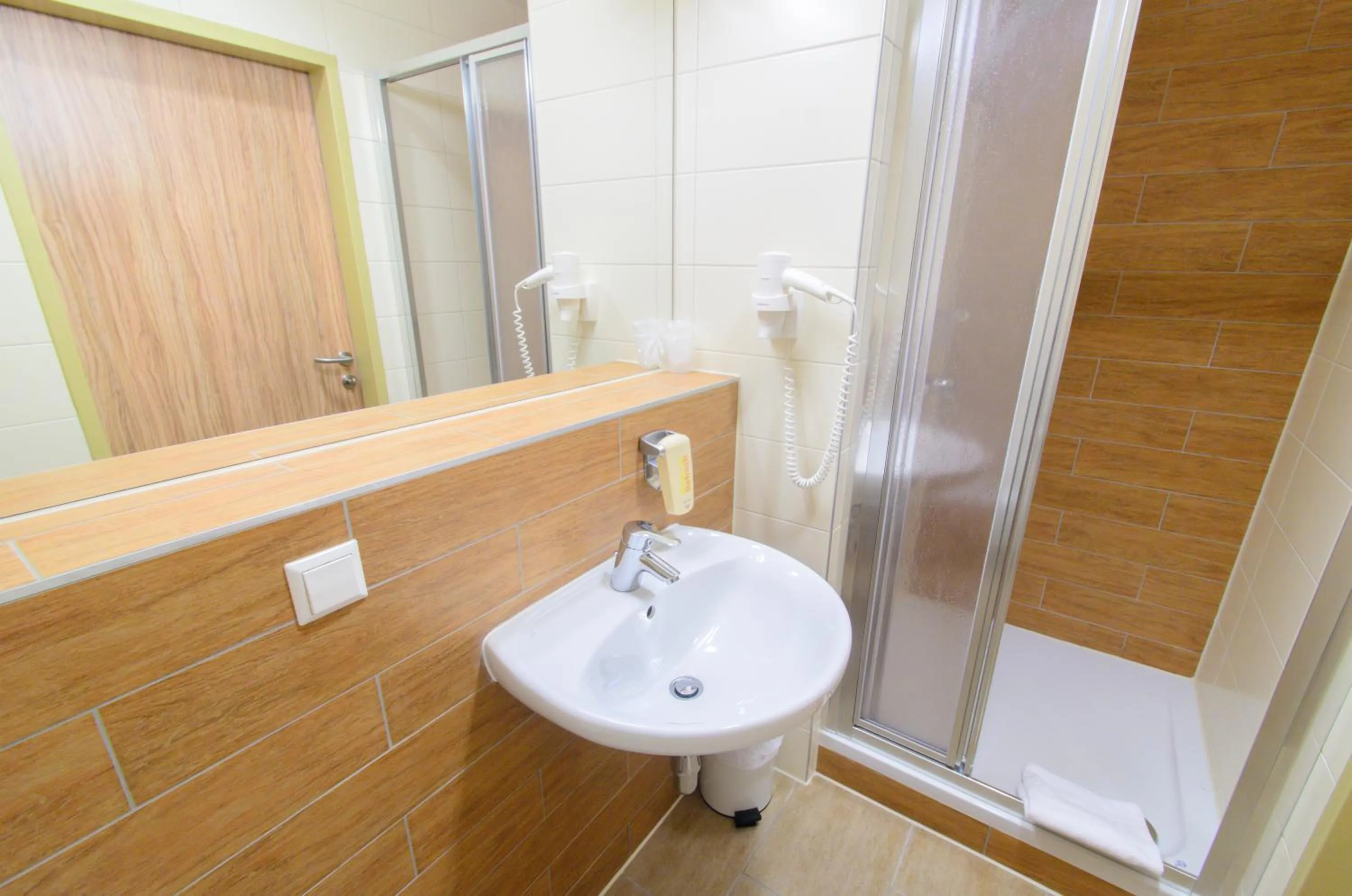 Bathroom in JUFA Hotel Grünau im Almtal