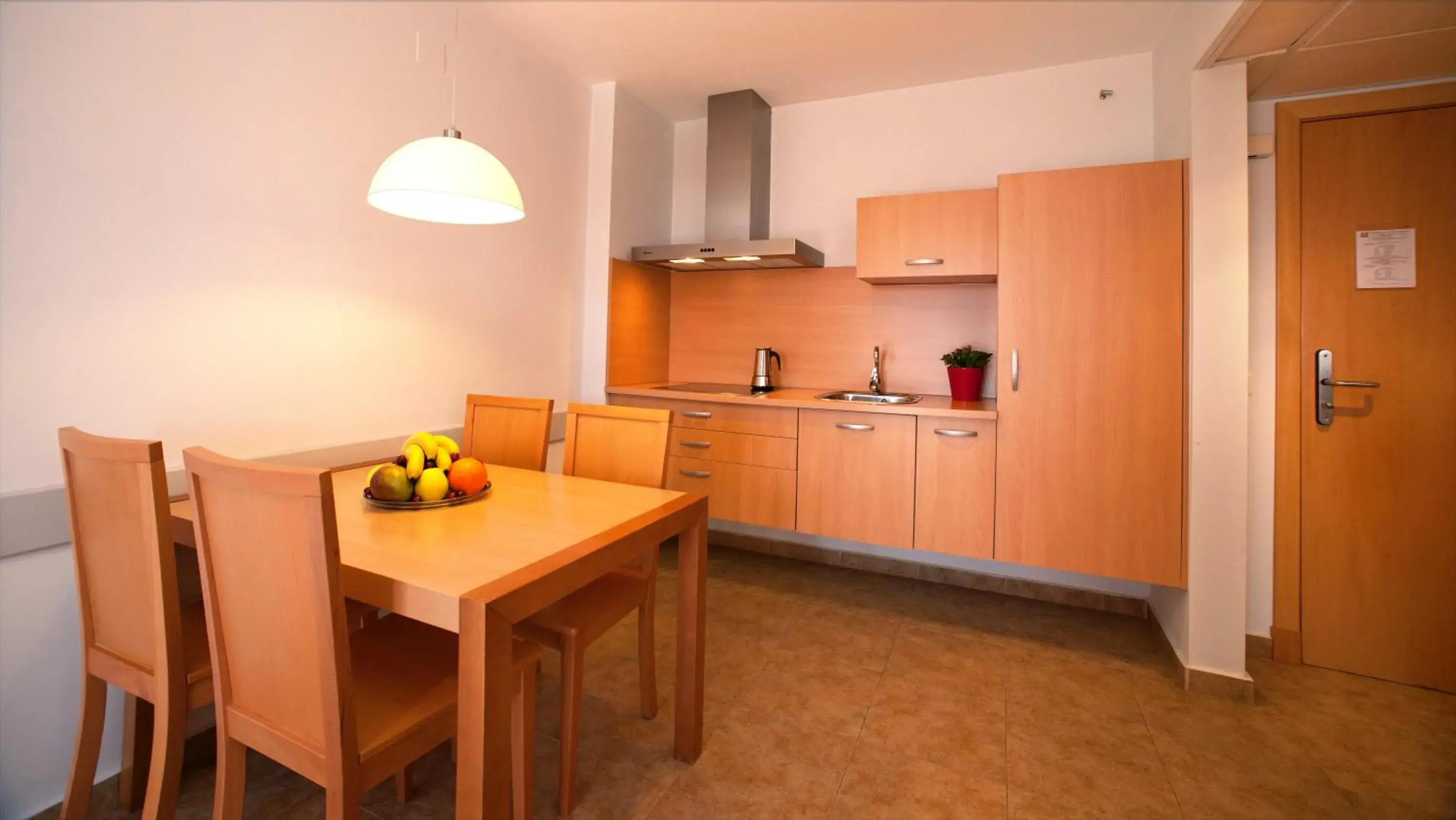 One-Bedroom Apartment in Leo Enebrales One-Bedroom Apartment in Leo Enebrales