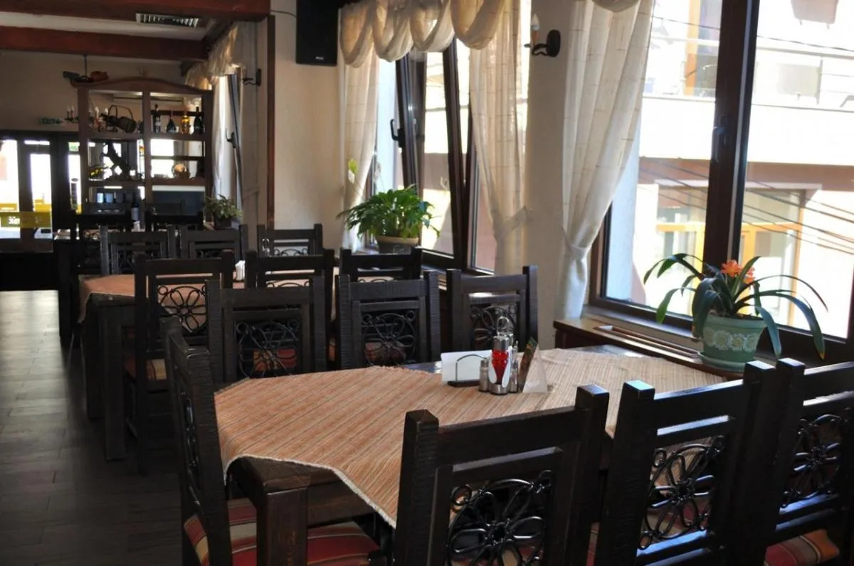 Breakfast in Spartak Family Hotel