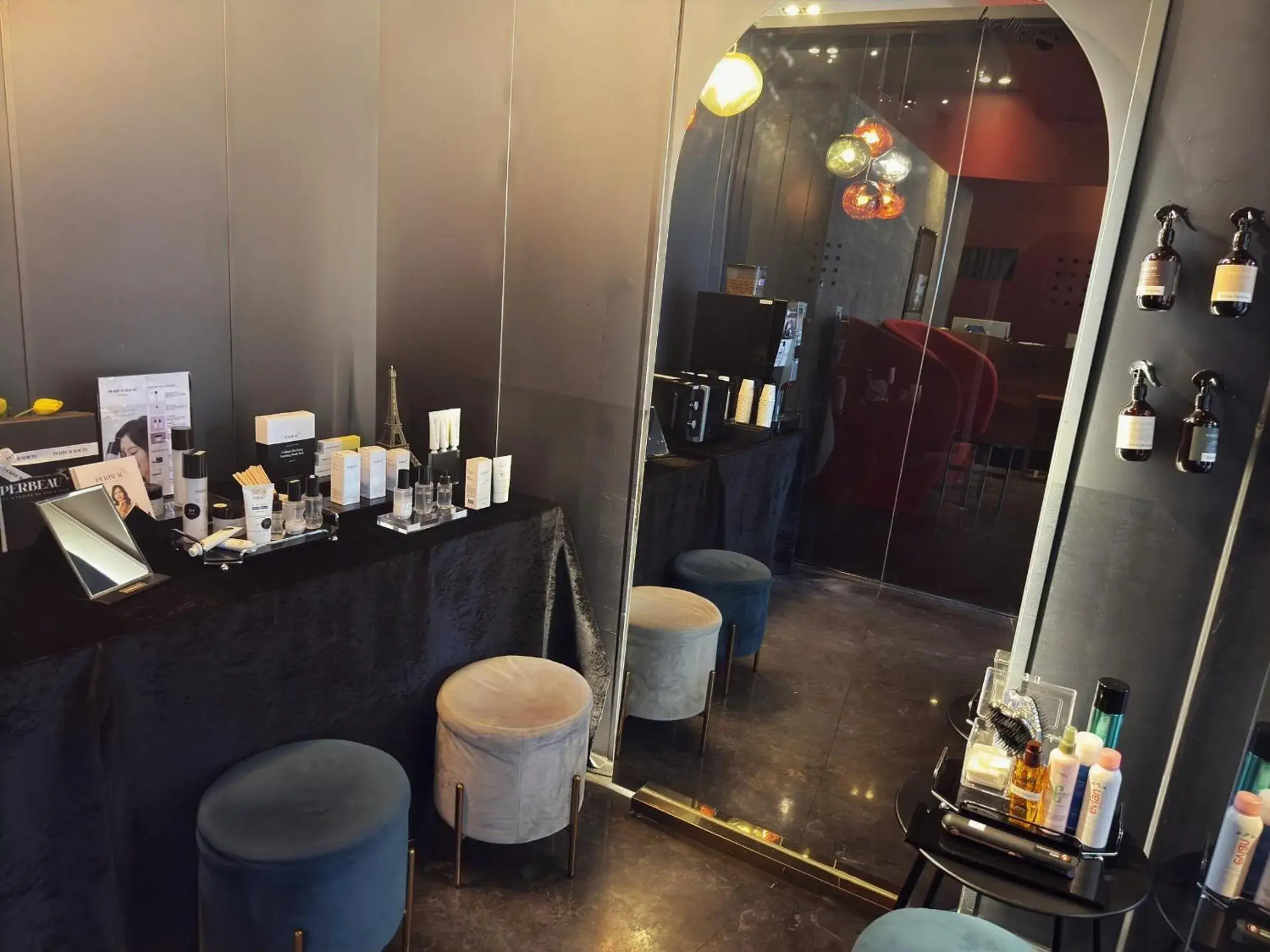 Lobby or reception in Best Louis Hamilton Hotel Haeundae Lobby or reception in Best Louis Hamilton Hotel Haeundae