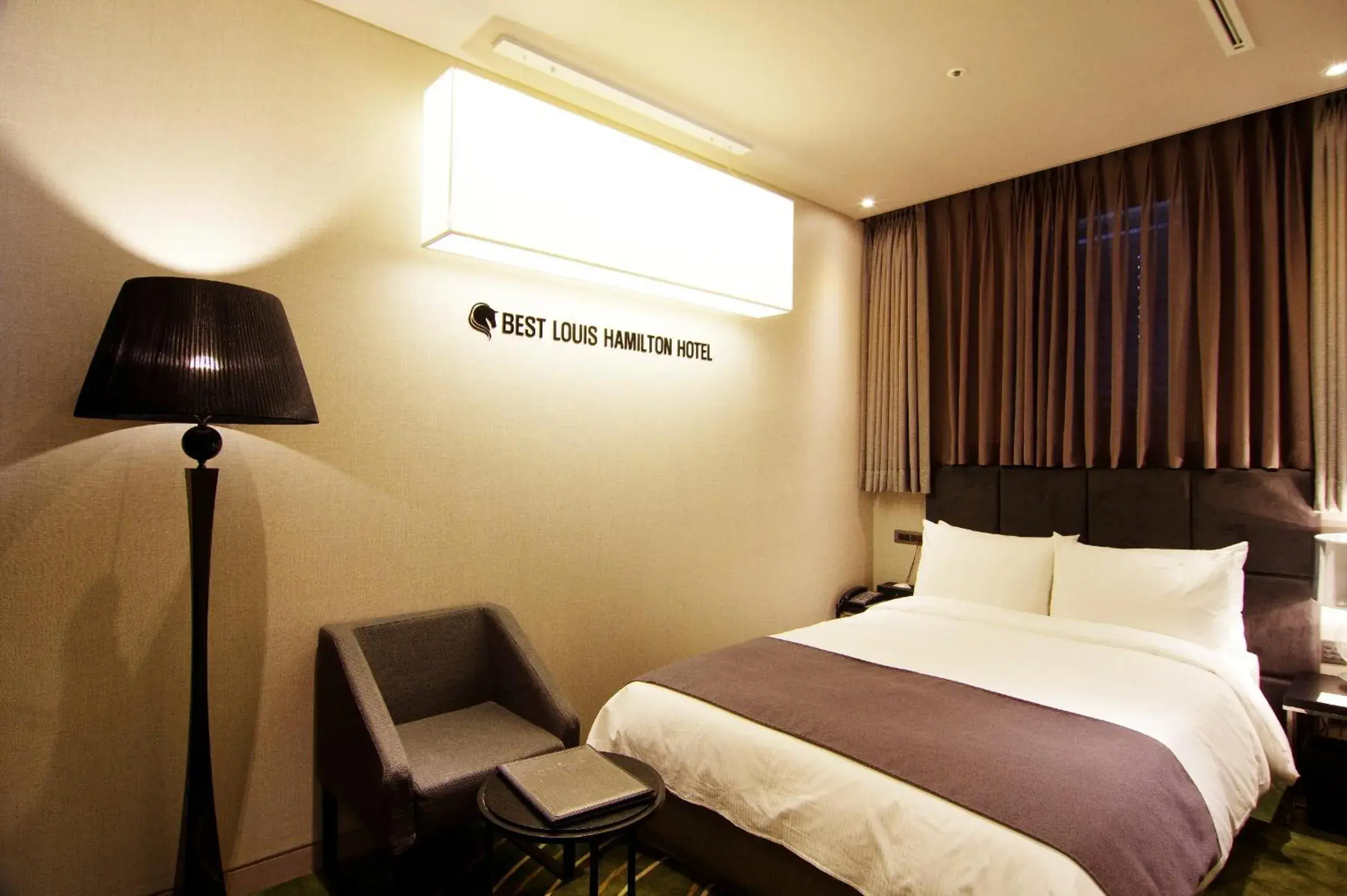 Business Double Room in Best Louis Hamilton Hotel Haeundae Business Double Room in Best Louis Hamilton Hotel Haeundae