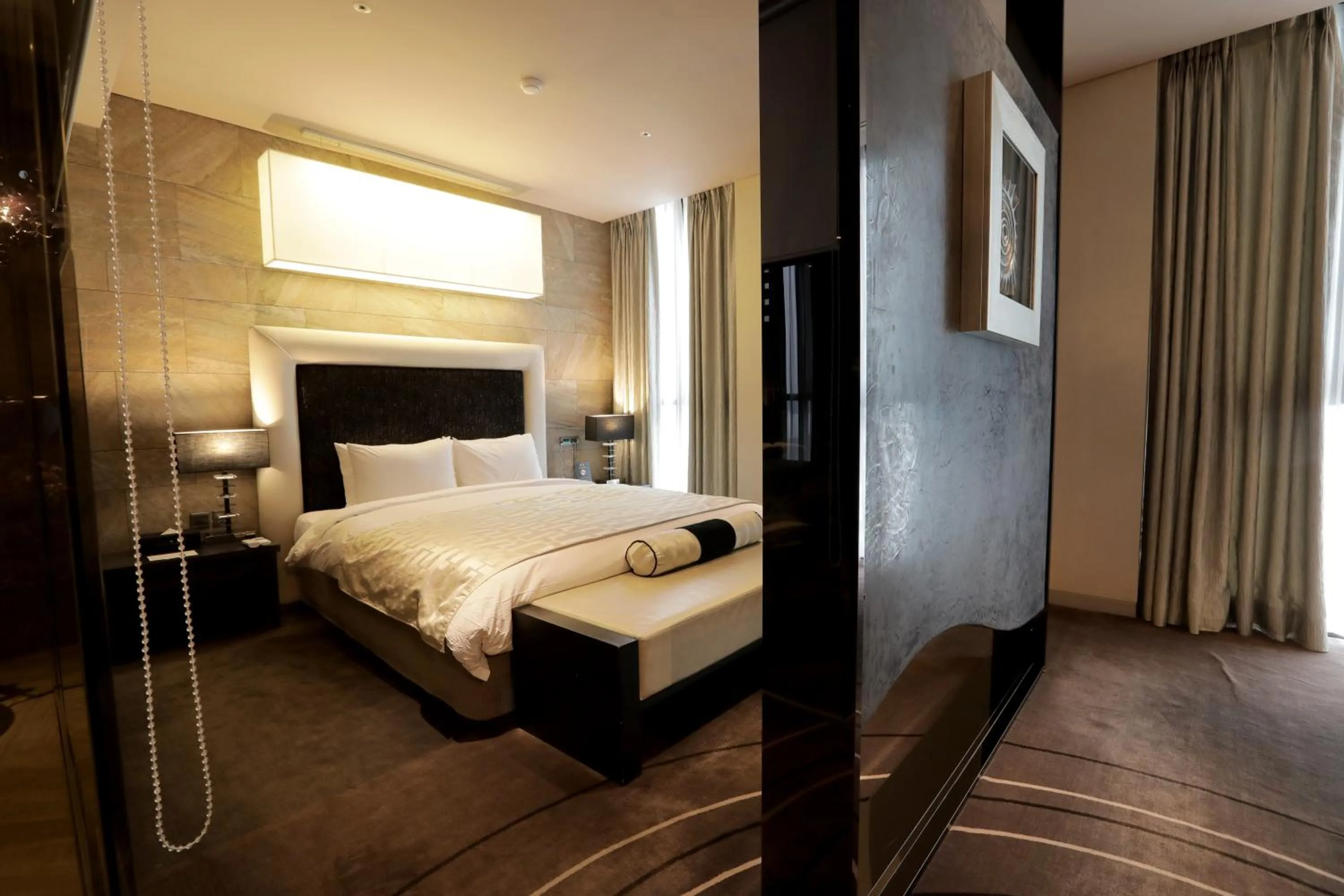 Bedroom, Bed in Best Louis Hamilton Hotel Haeundae