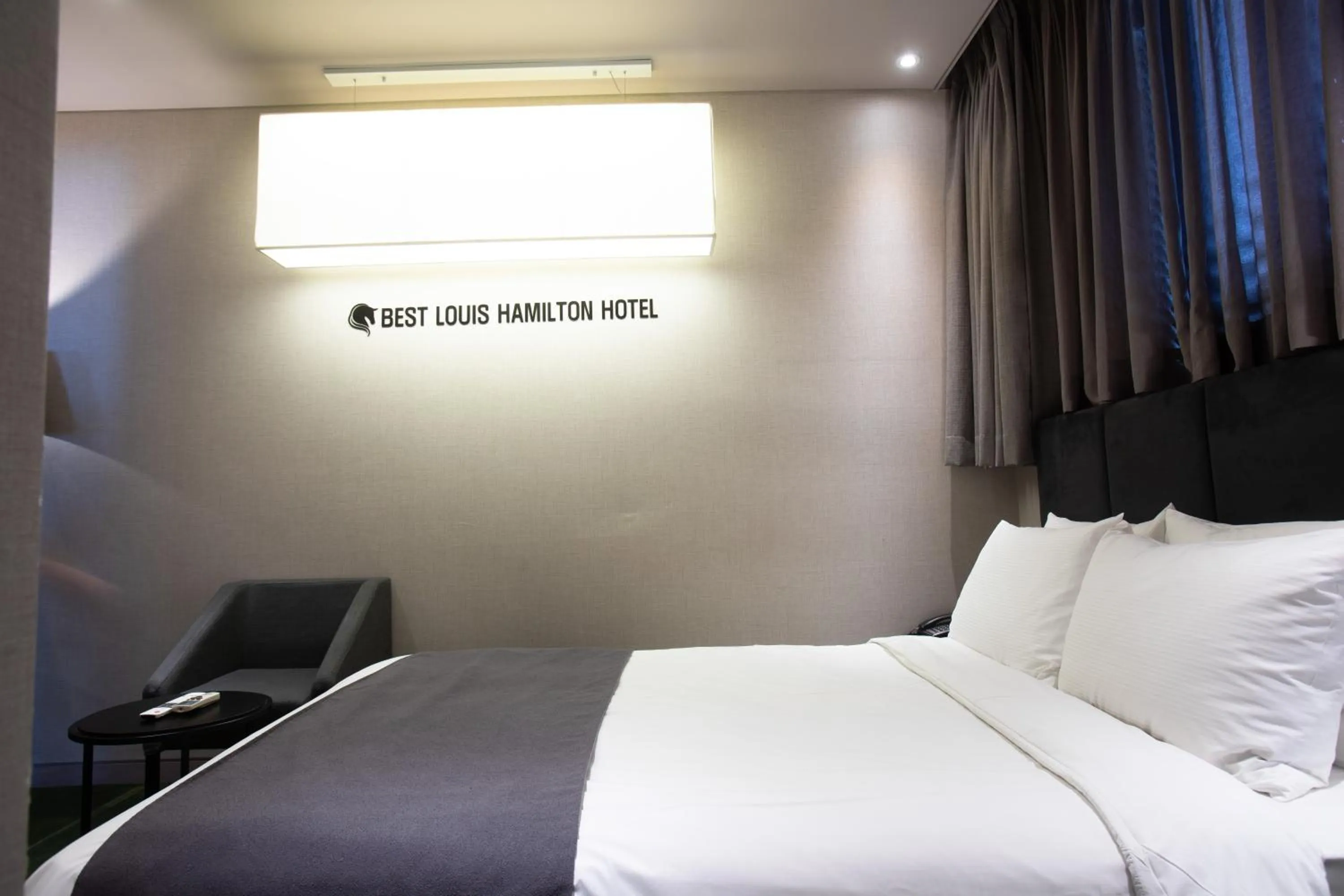 Bed in Best Louis Hamilton Hotel Haeundae