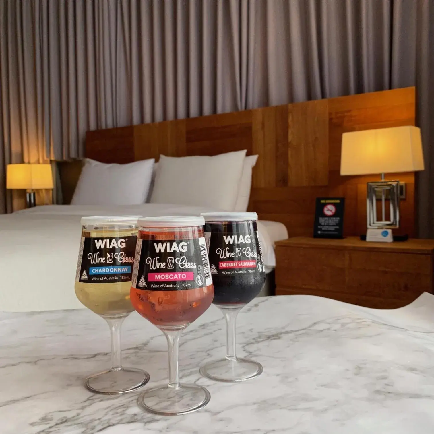 Drinks, Bed in Best Louis Hamilton Hotel Haeundae Drinks, Bed in Best Louis Hamilton Hotel Haeundae