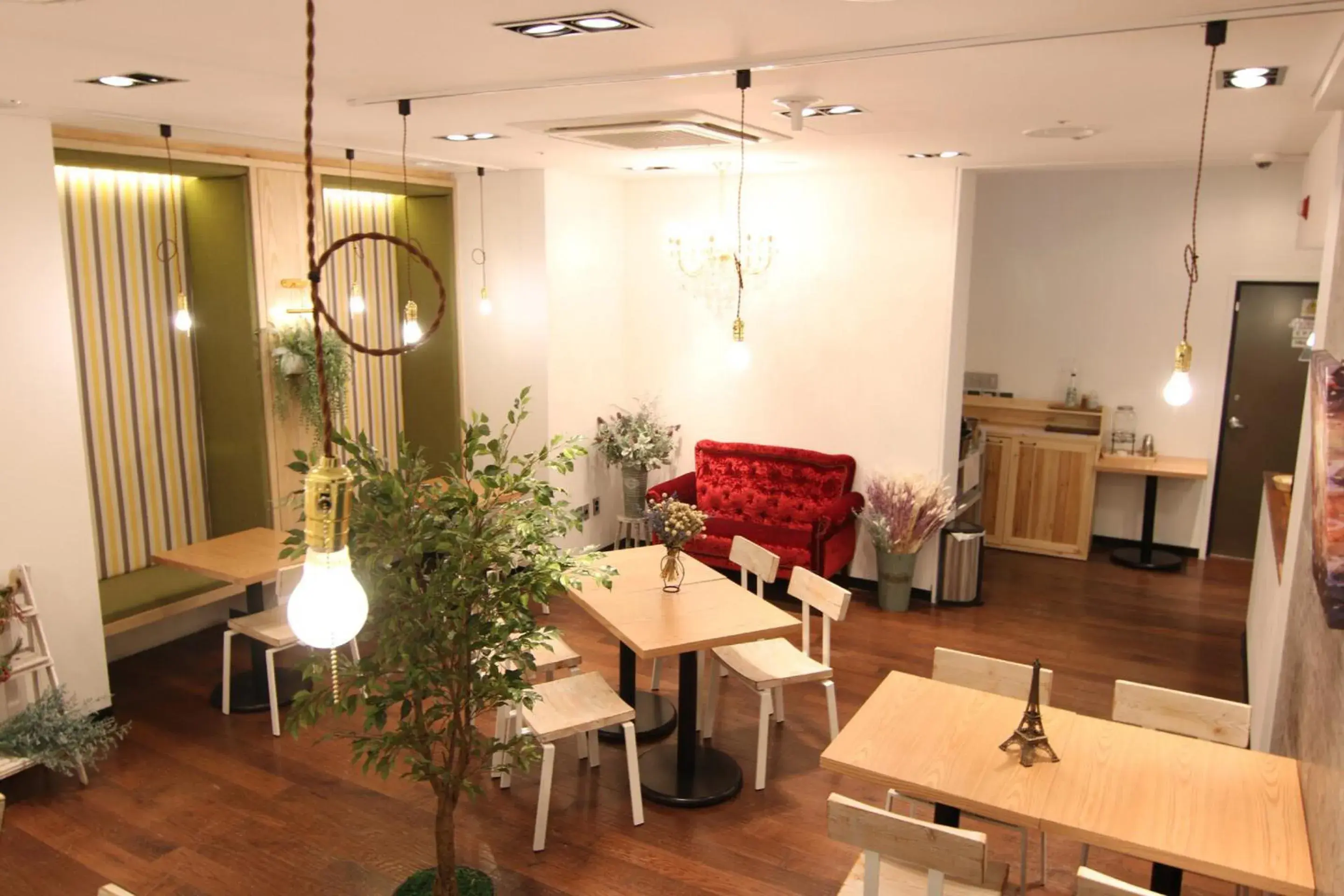 Restaurant/places to eat in Best Louis Hamilton Hotel Haeundae Restaurant/places to eat in Best Louis Hamilton Hotel Haeundae