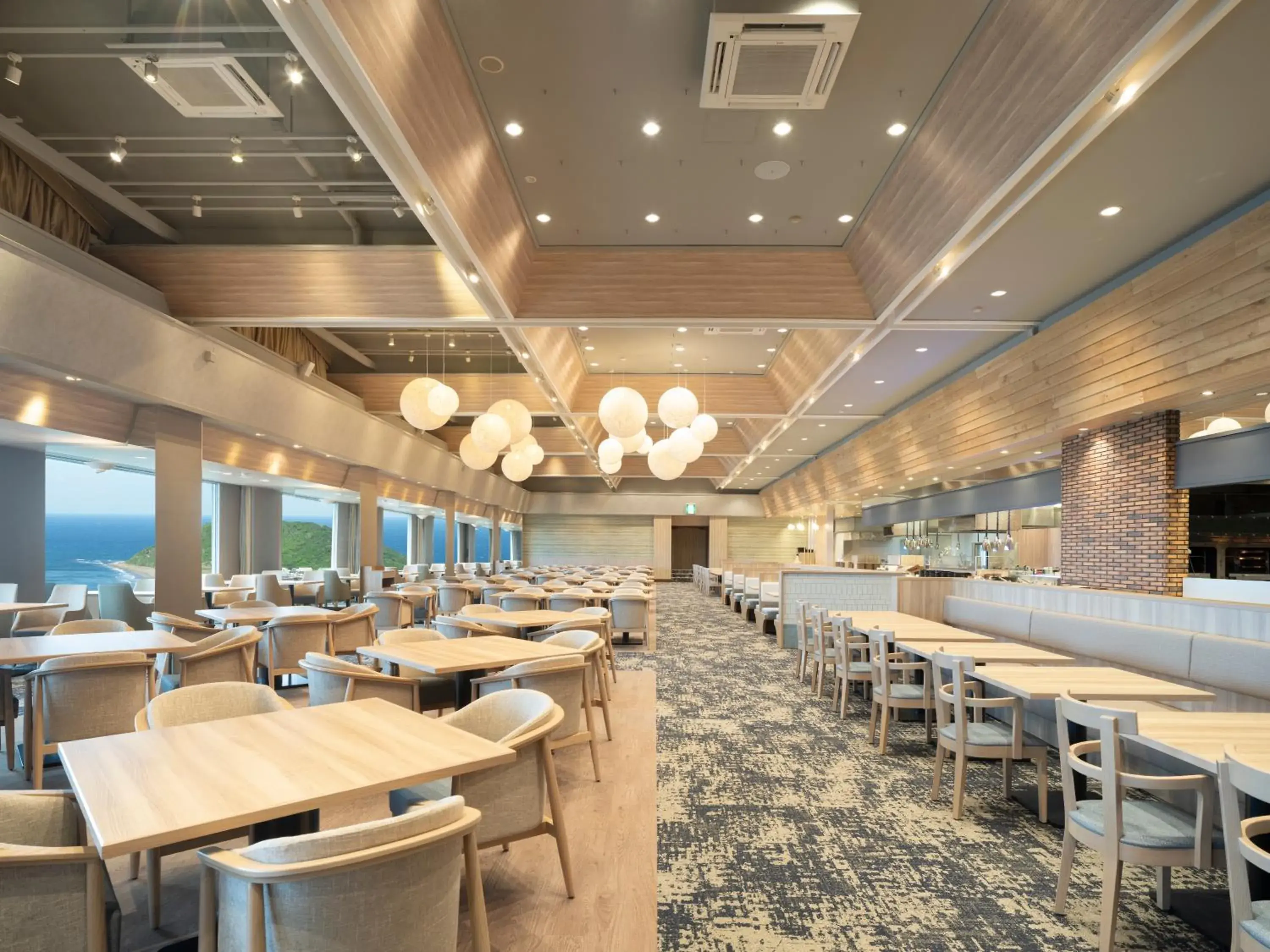 Restaurant/places to eat in Irago Ocean Resort Restaurant/places to eat in Irago Ocean Resort