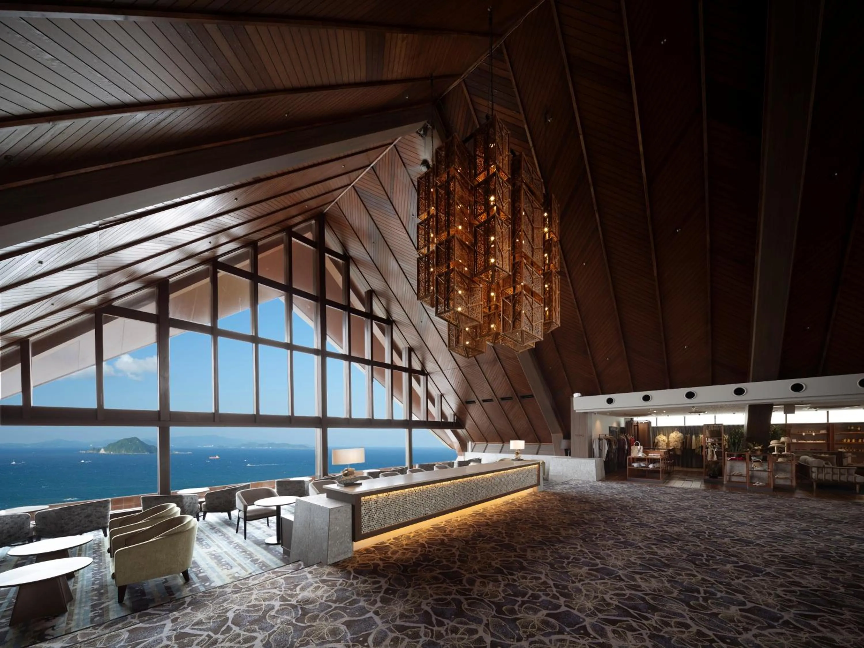 Communal lounge/ TV room in Irago Ocean Resort