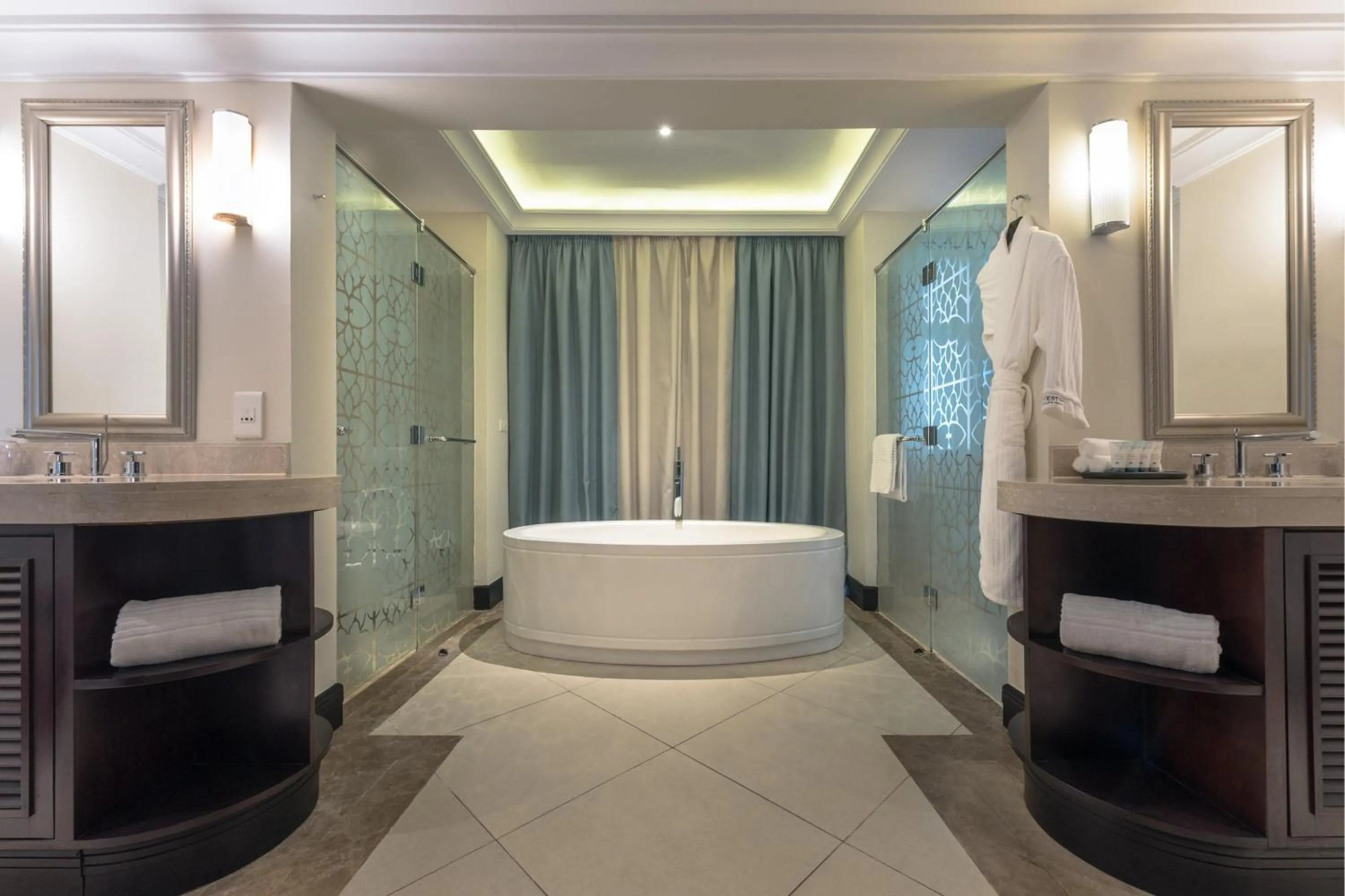 Bathroom in The Westin Turtle Bay Resort & Spa, Mauritius