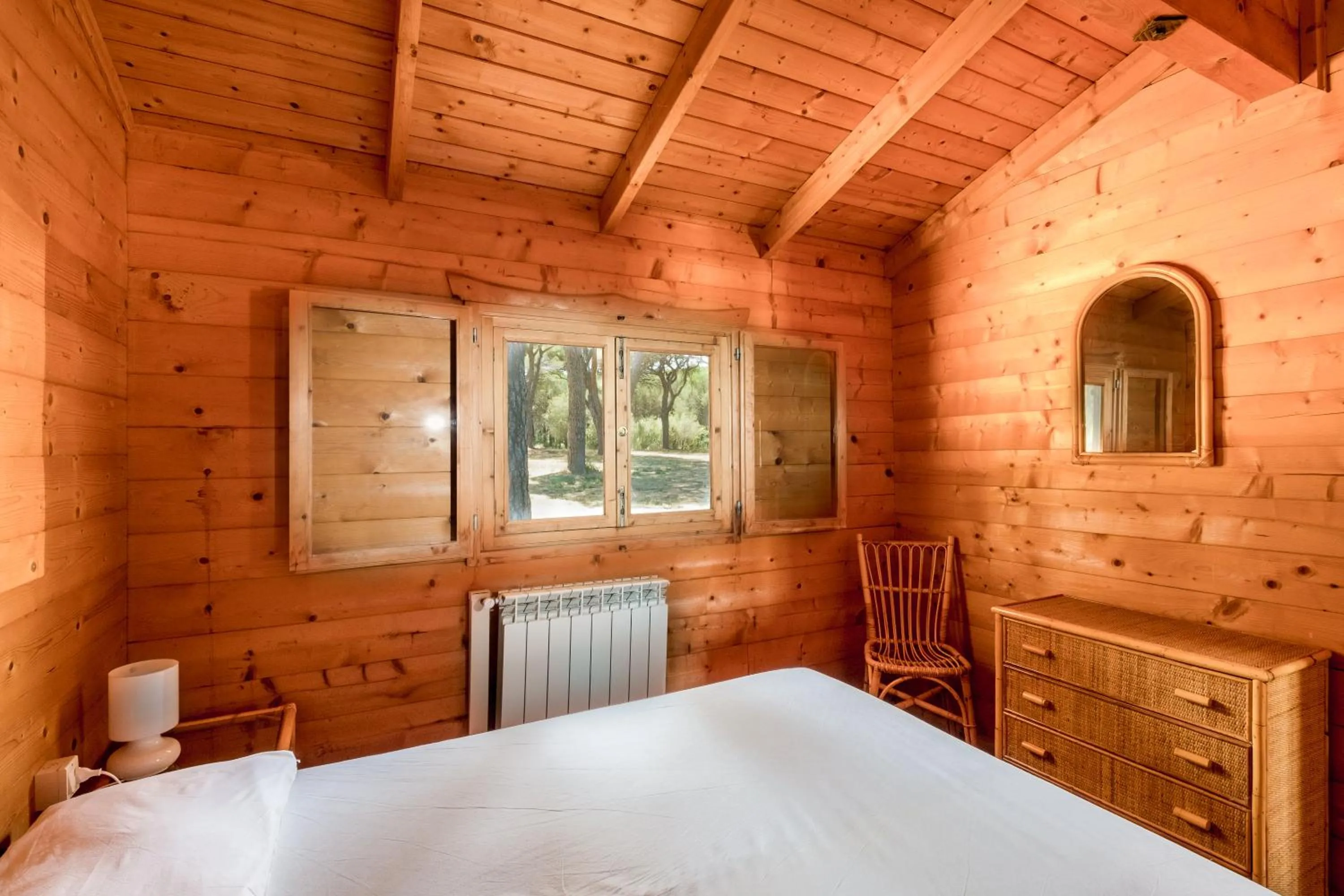 TV and multimedia, Bed in Residence La Canova II