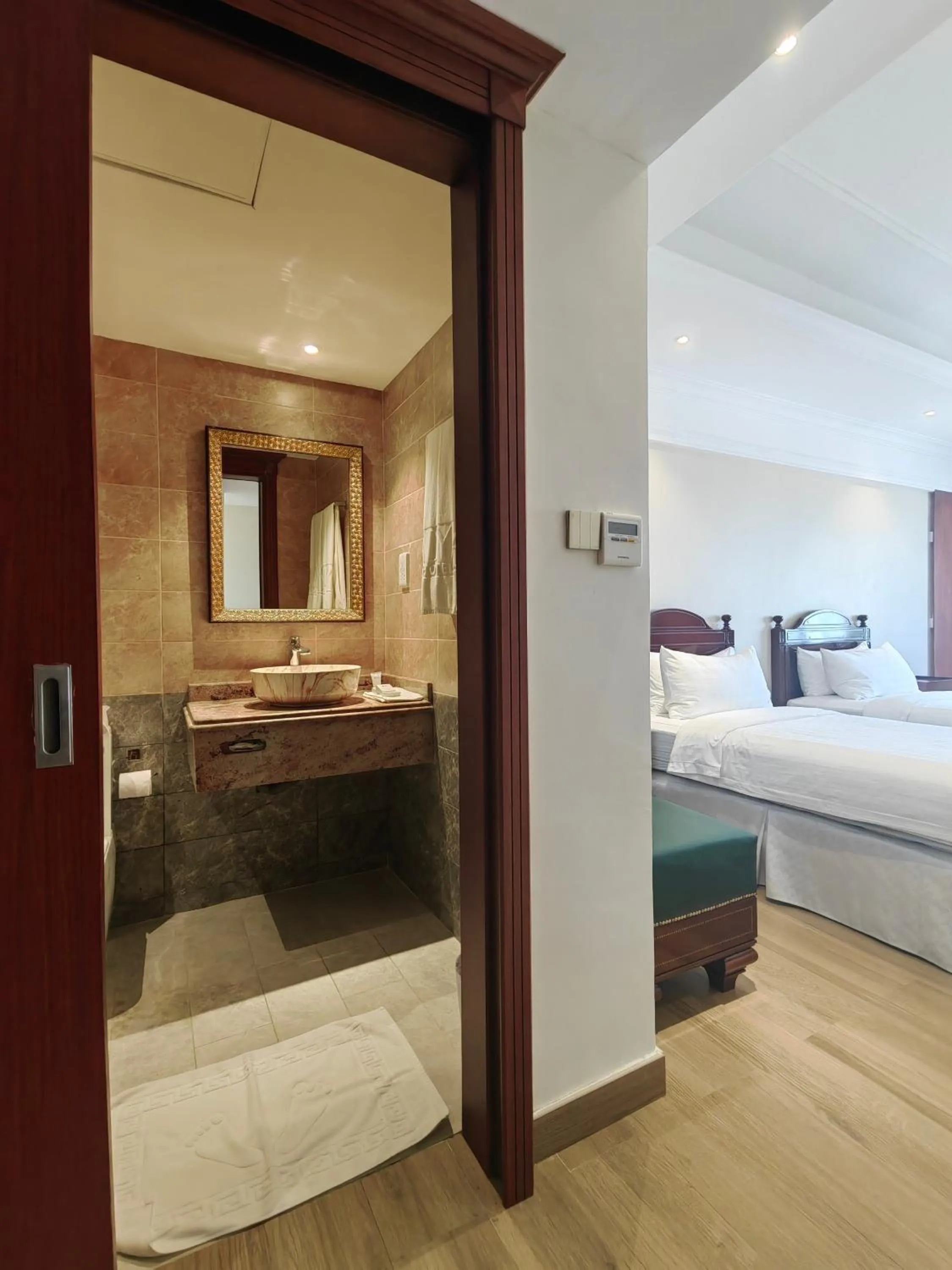 Toilet, Bed in ALYA Hotel