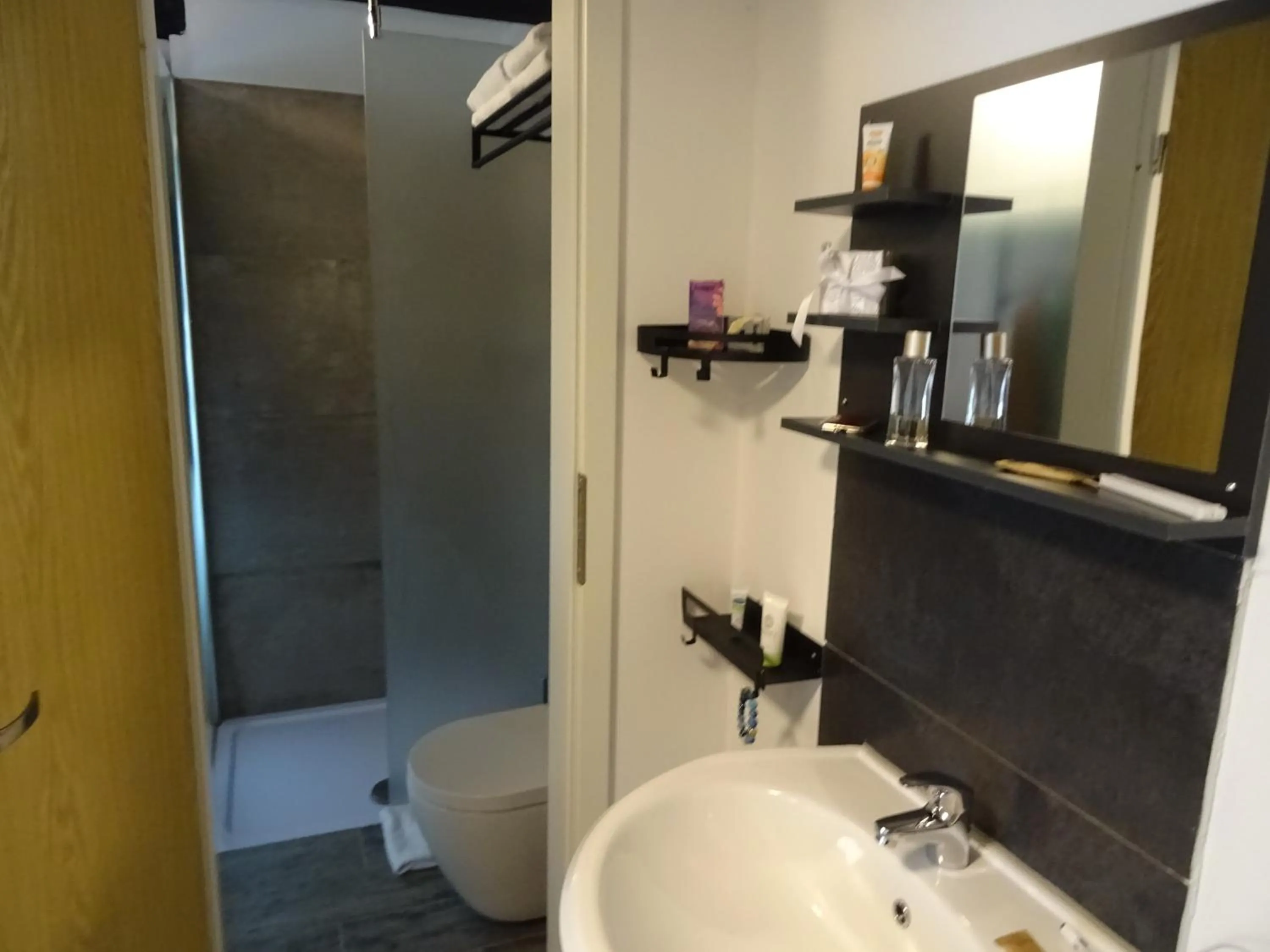 Shower in Eventhotel Ö - Cappuccino