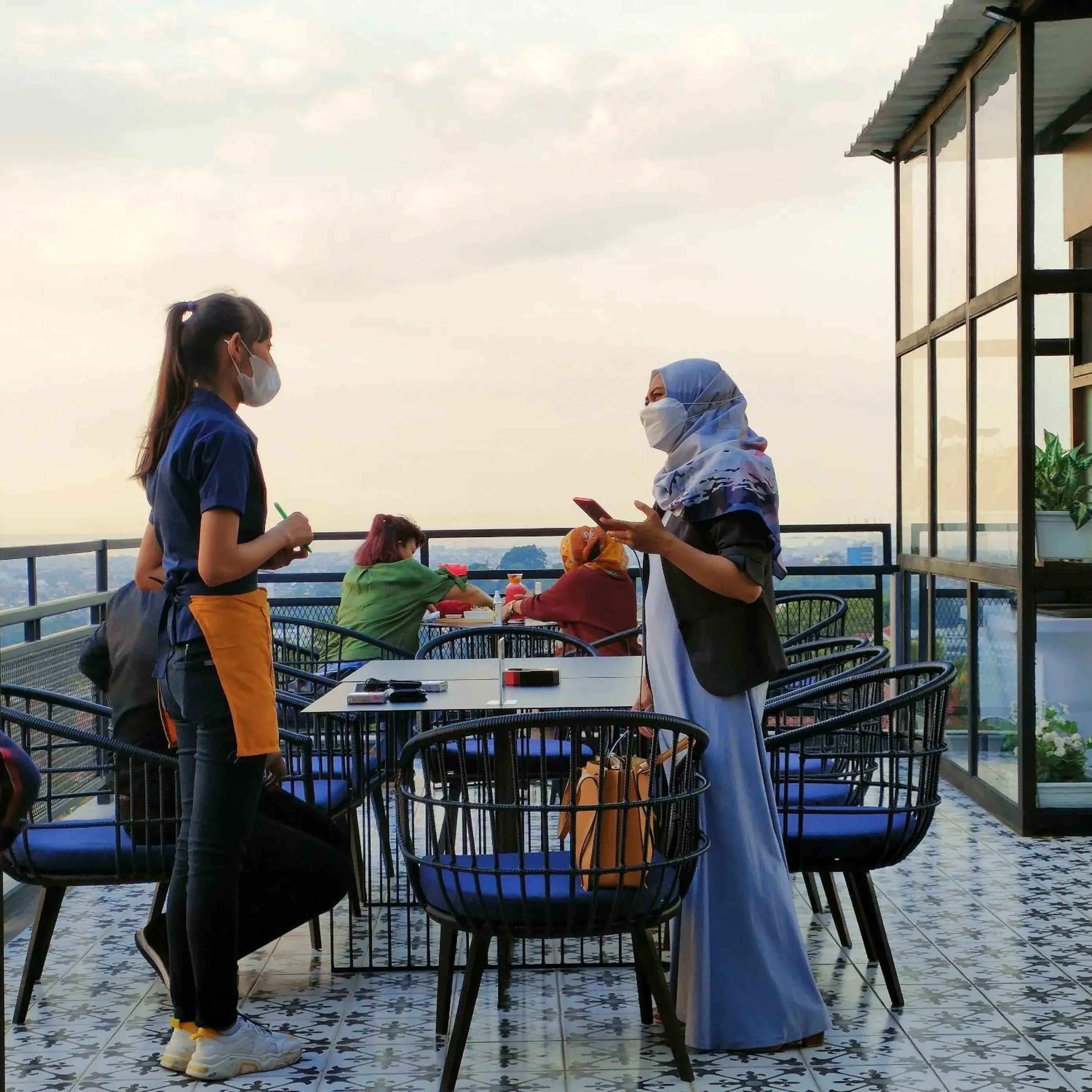 Restaurant/places to eat in Kala Hotel Semarang Restaurant/places to eat in Kala Hotel Semarang