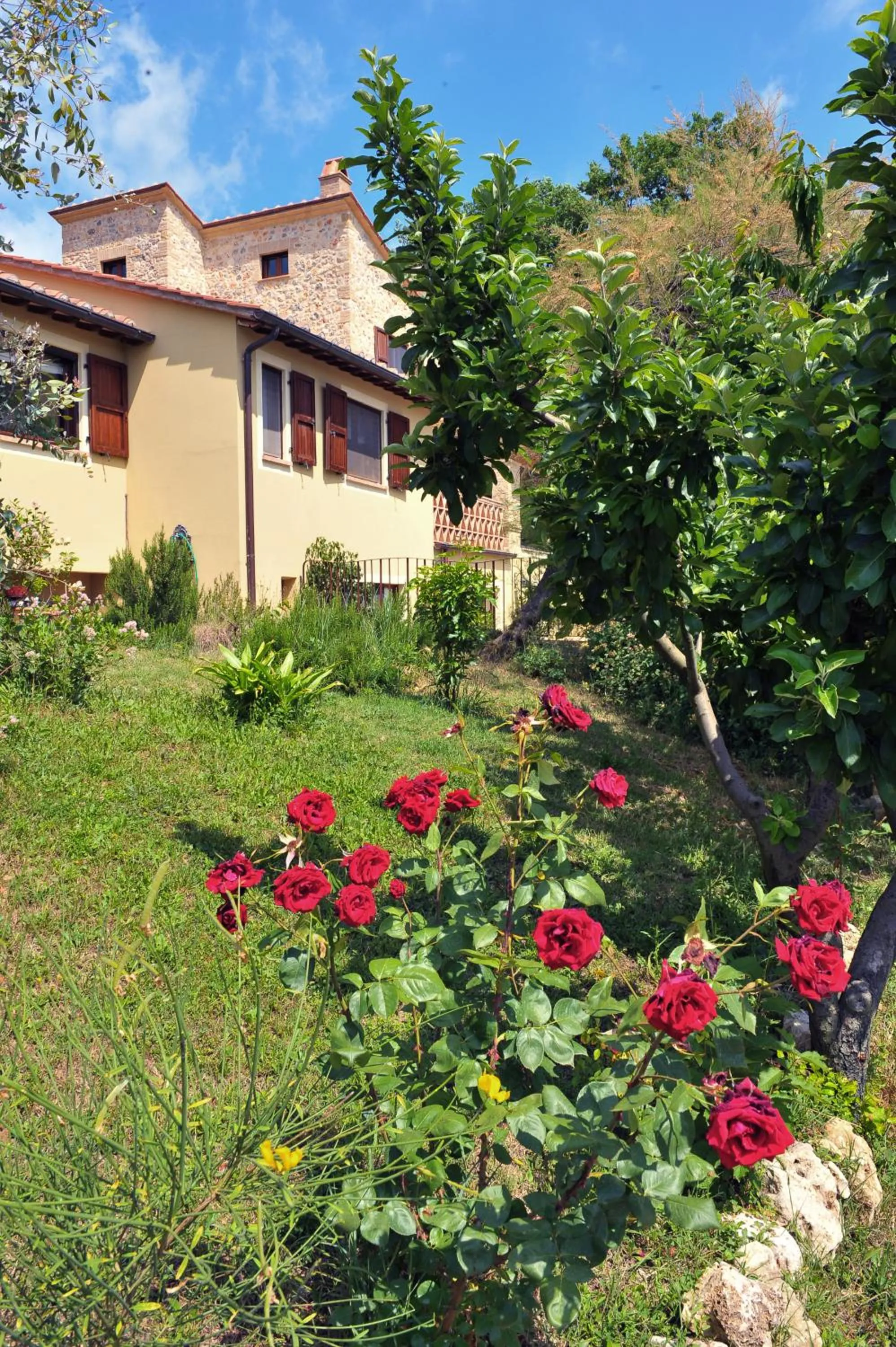 B&B and Wellness Il Pomario di Montepiglio Resort Naturista