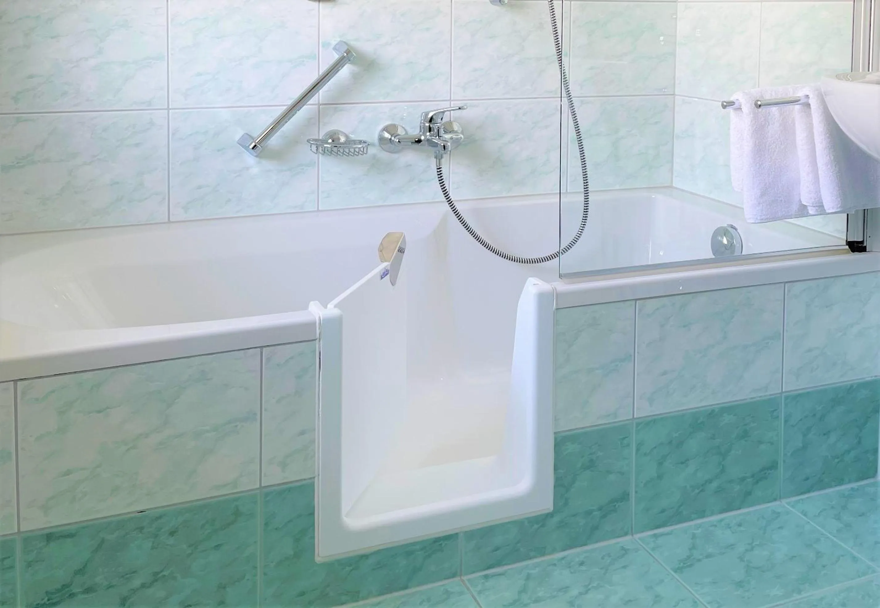 Bathroom in Hotel Schönegg