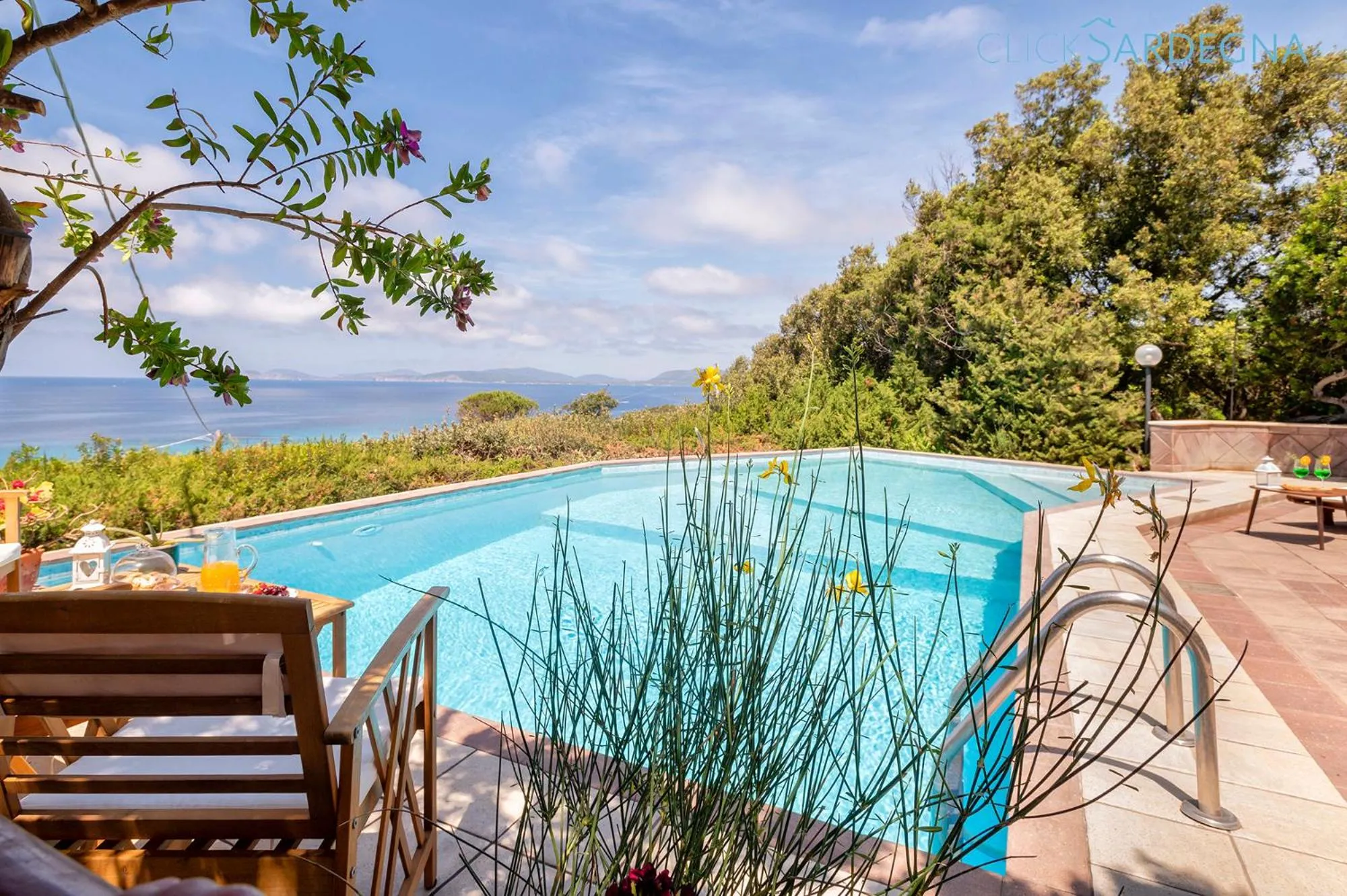 Villa Joie de Vivre Vista mare con piscina a sfioro per 6 persone