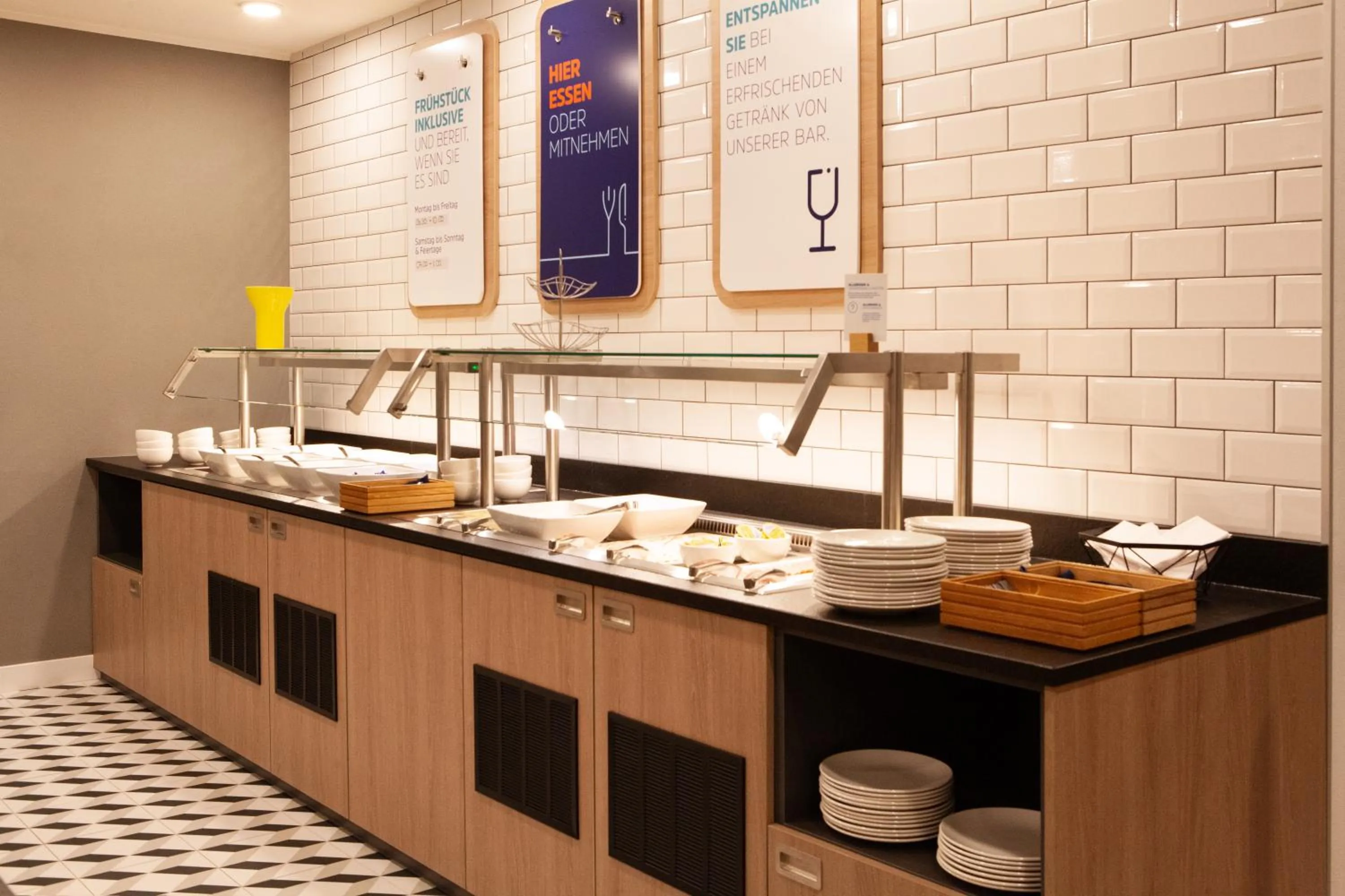 Breakfast in Holiday Inn Express Neunkirchen by IHG