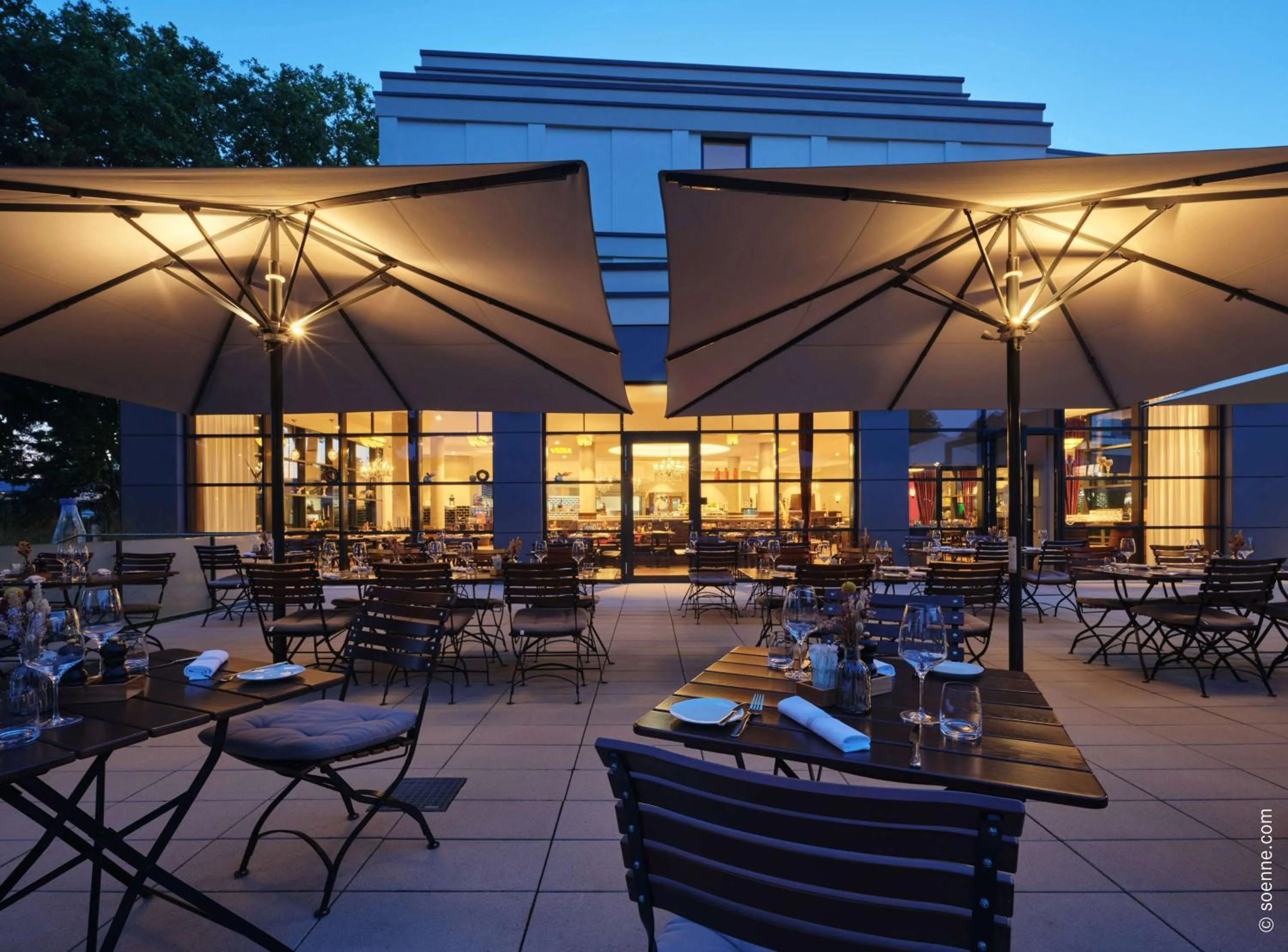 Restaurant/places to eat in Dorint Parkhotel Frankfurt / Bad Vilbel