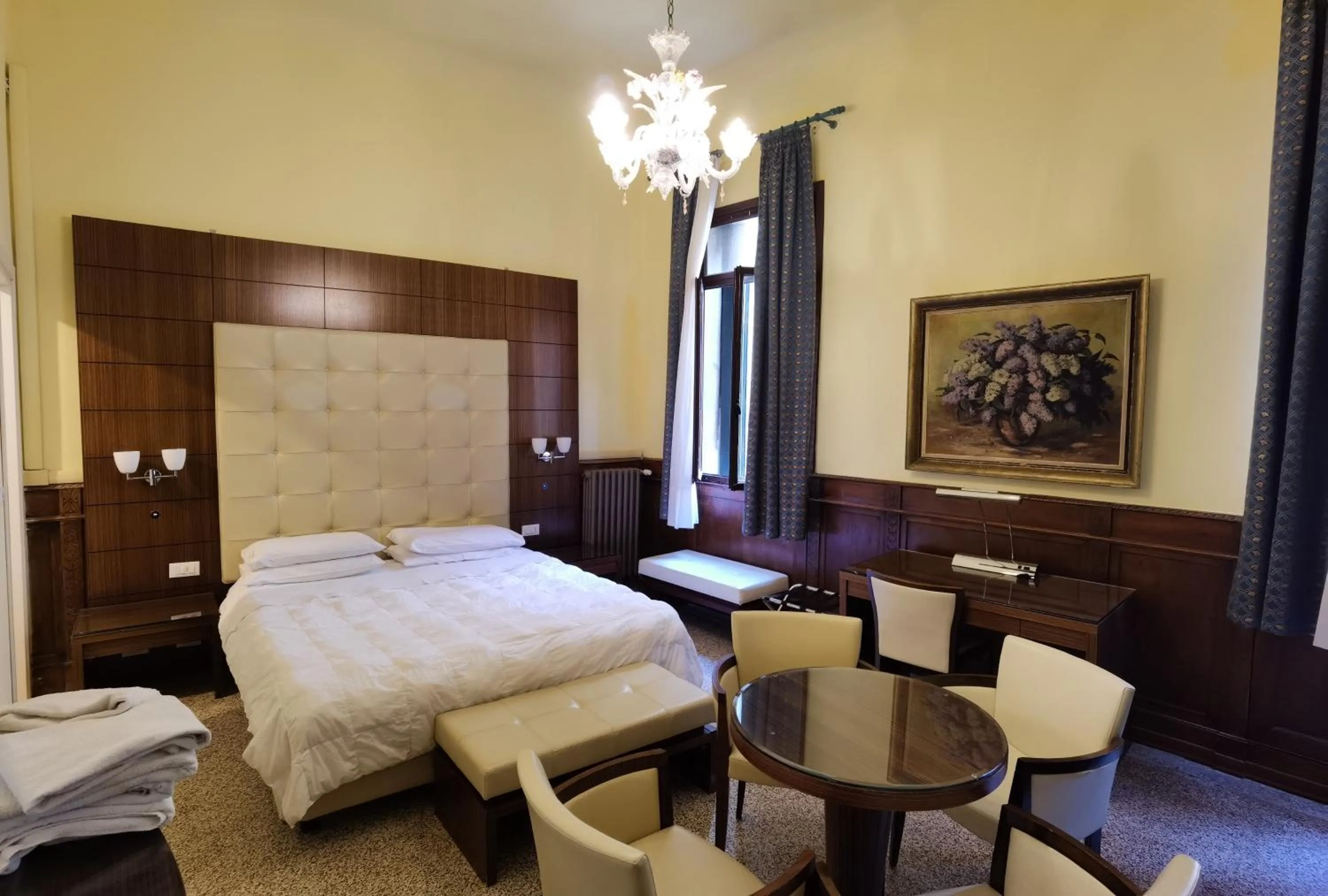Bed in Palazzo Eugenia - Minelli