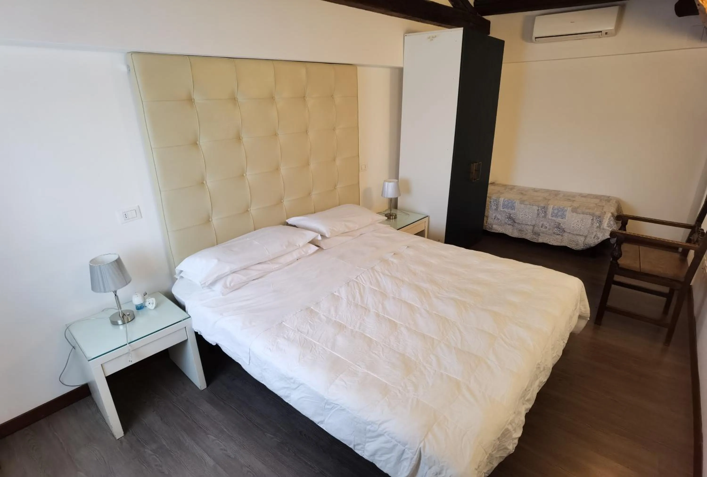 Bed in Palazzo Eugenia - Minelli