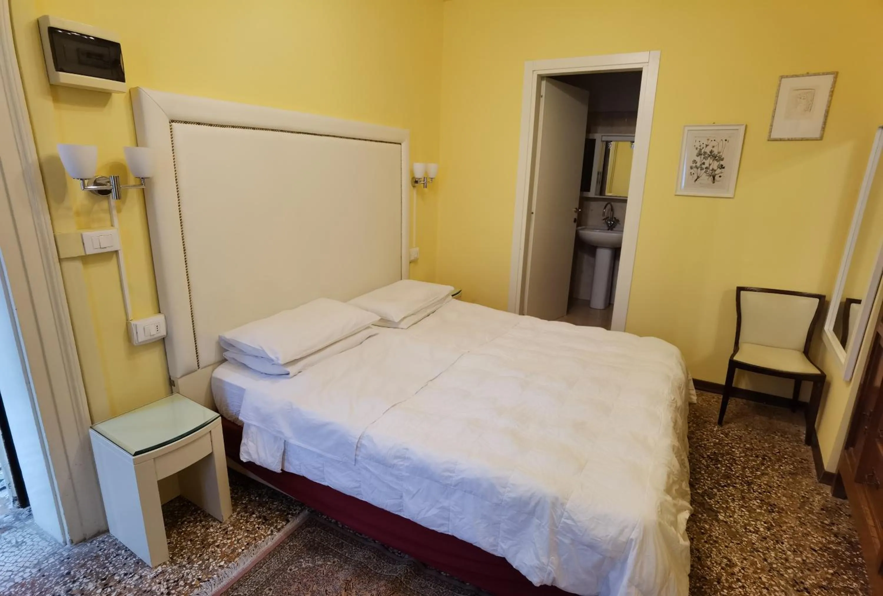 Bed in Palazzo Eugenia - Minelli