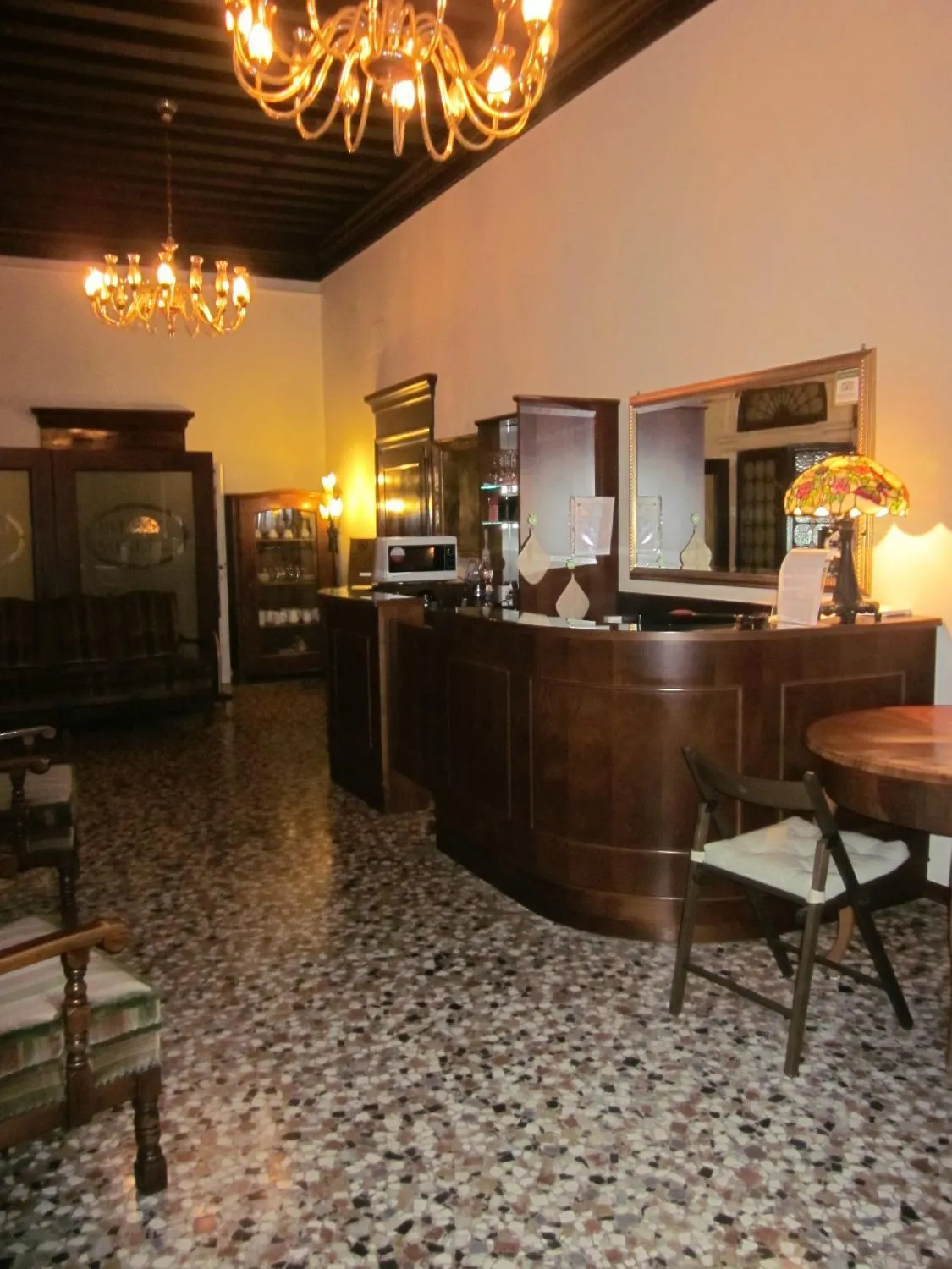 Lobby or reception in Palazzo Eugenia - Minelli