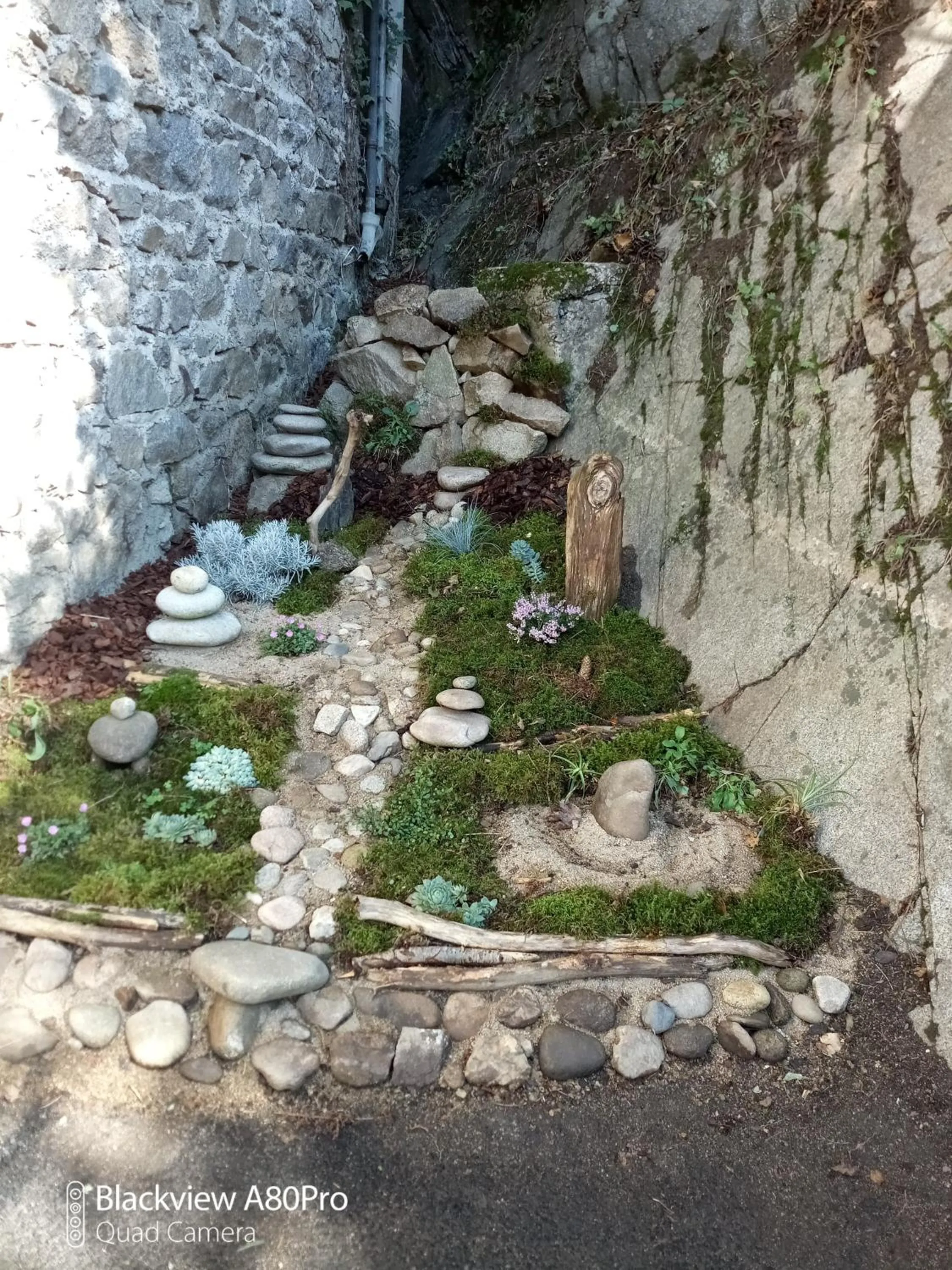 Parking in Chambre Bounty, B&B, cuisine privée, lit queen size, terrasse, parking, garage