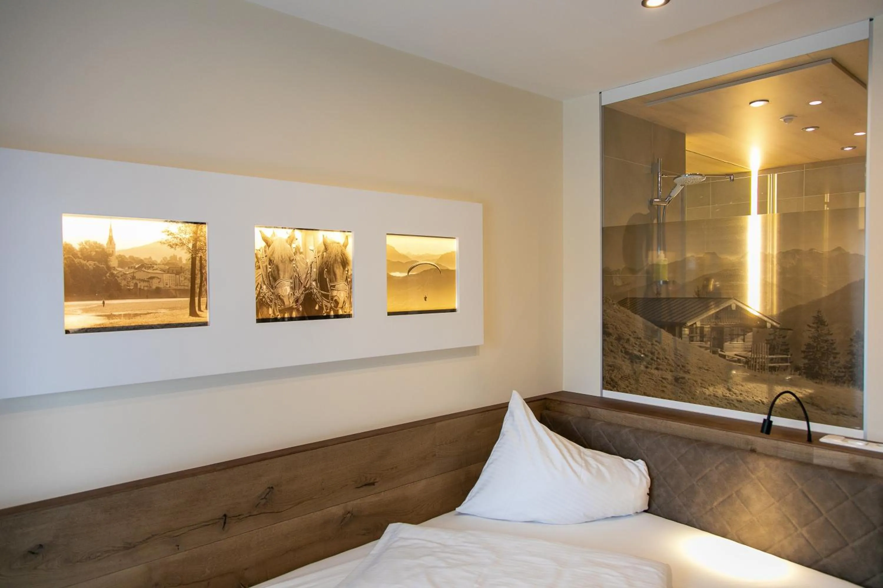 Photo of the whole room, Bed in Hotel am Wald