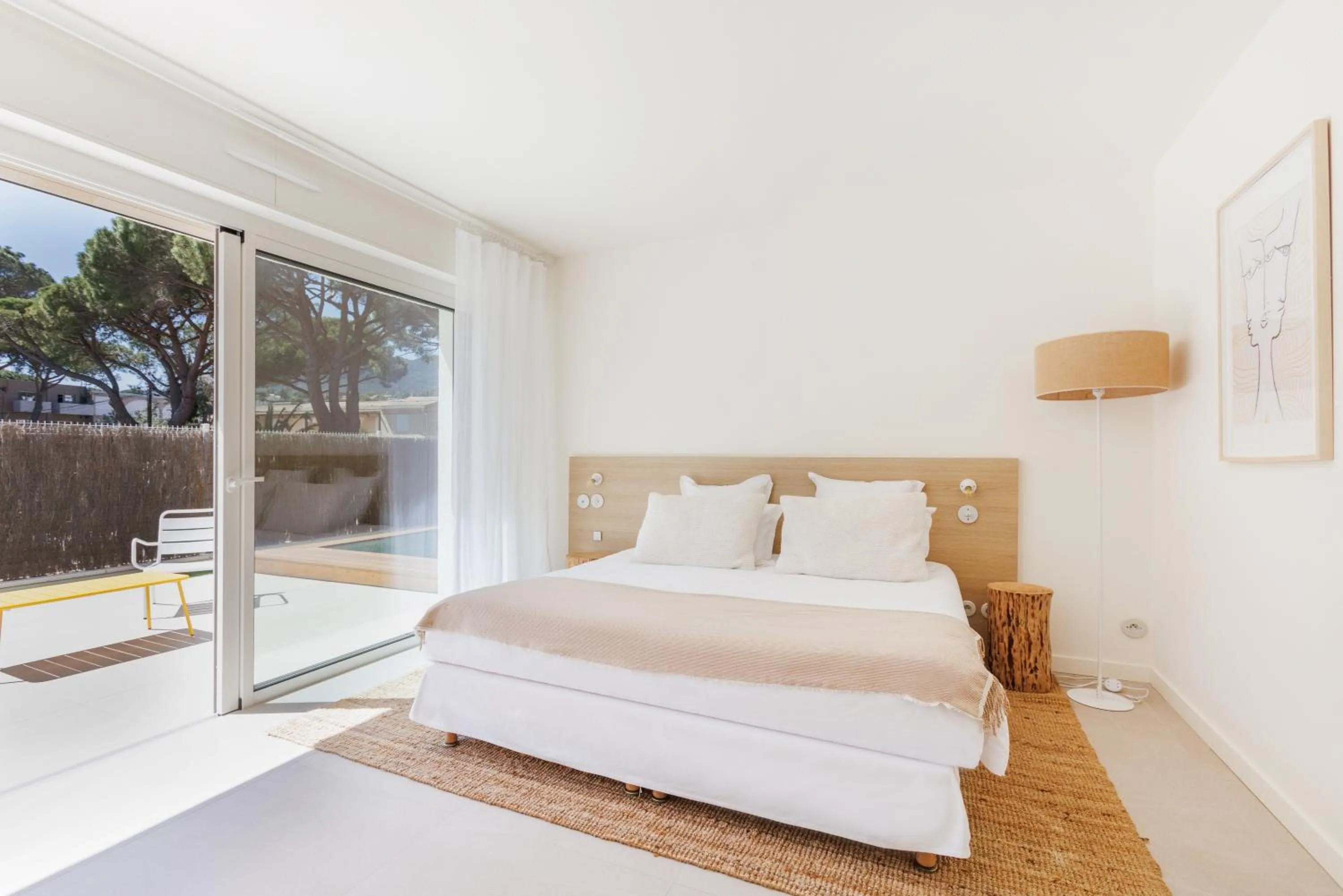 Photo of the whole room, Bed in Belle Vue Hôtel