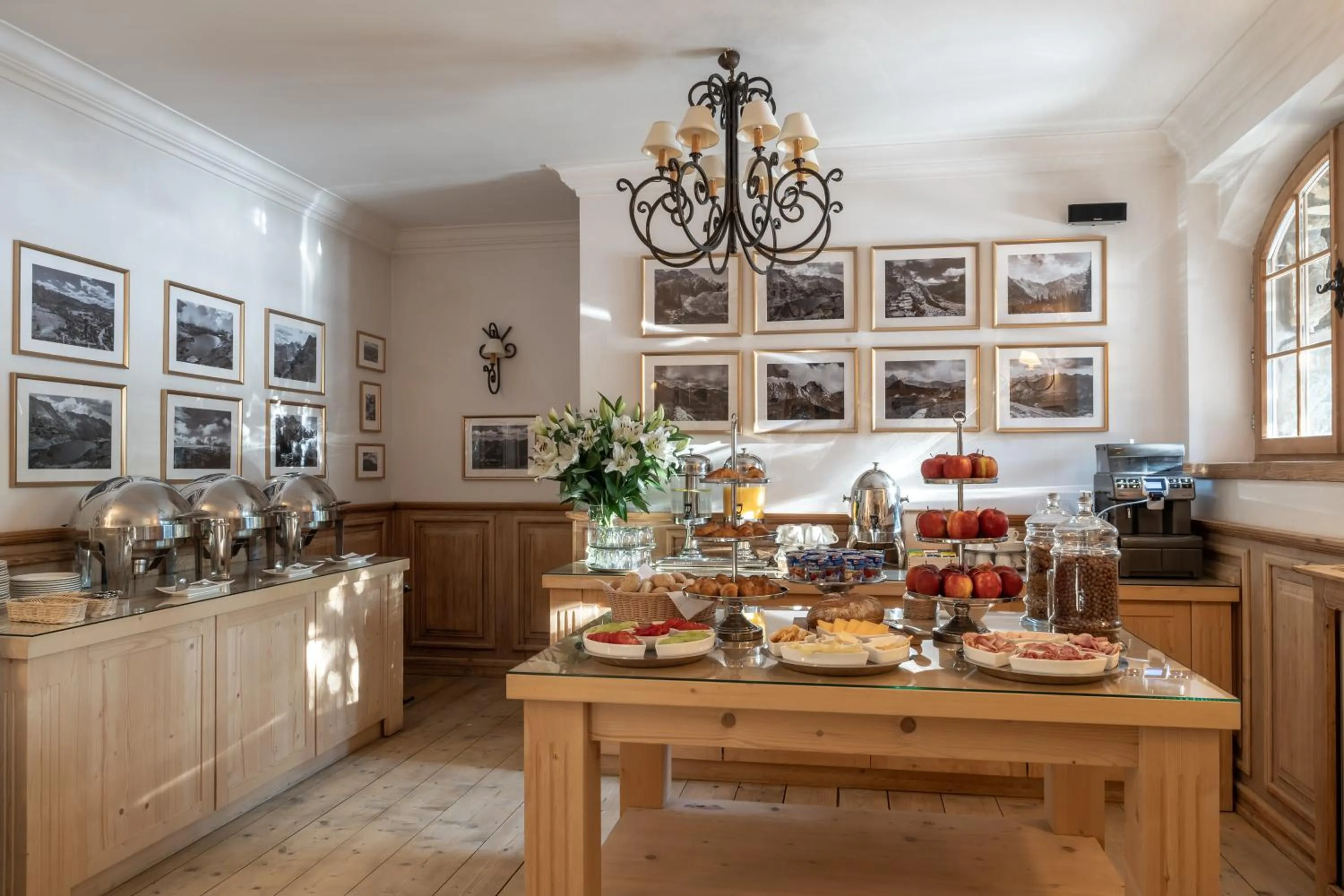 Breakfast in Willa Rajka