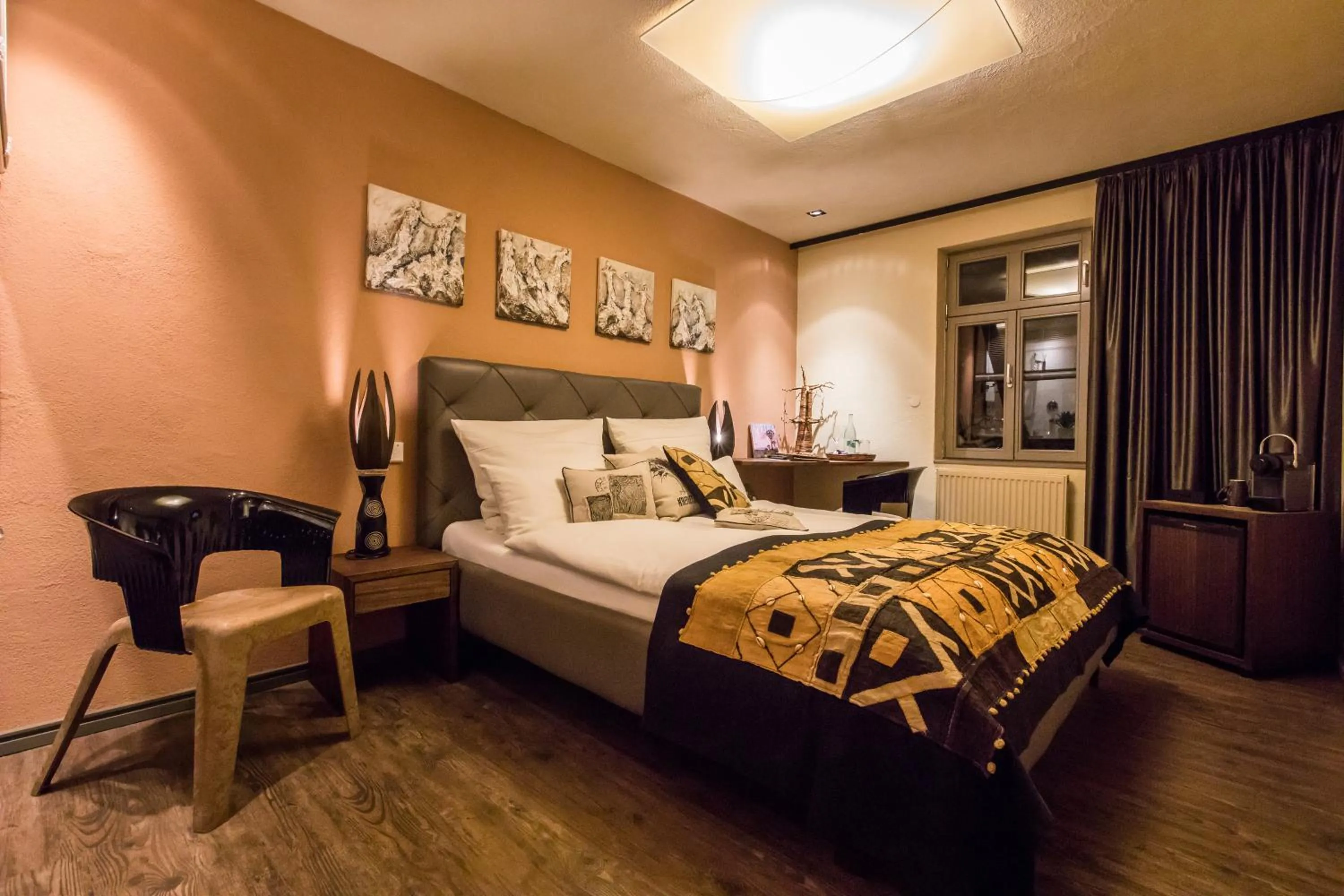 Photo of the whole room, Bed in Farmerhaus-Lodge