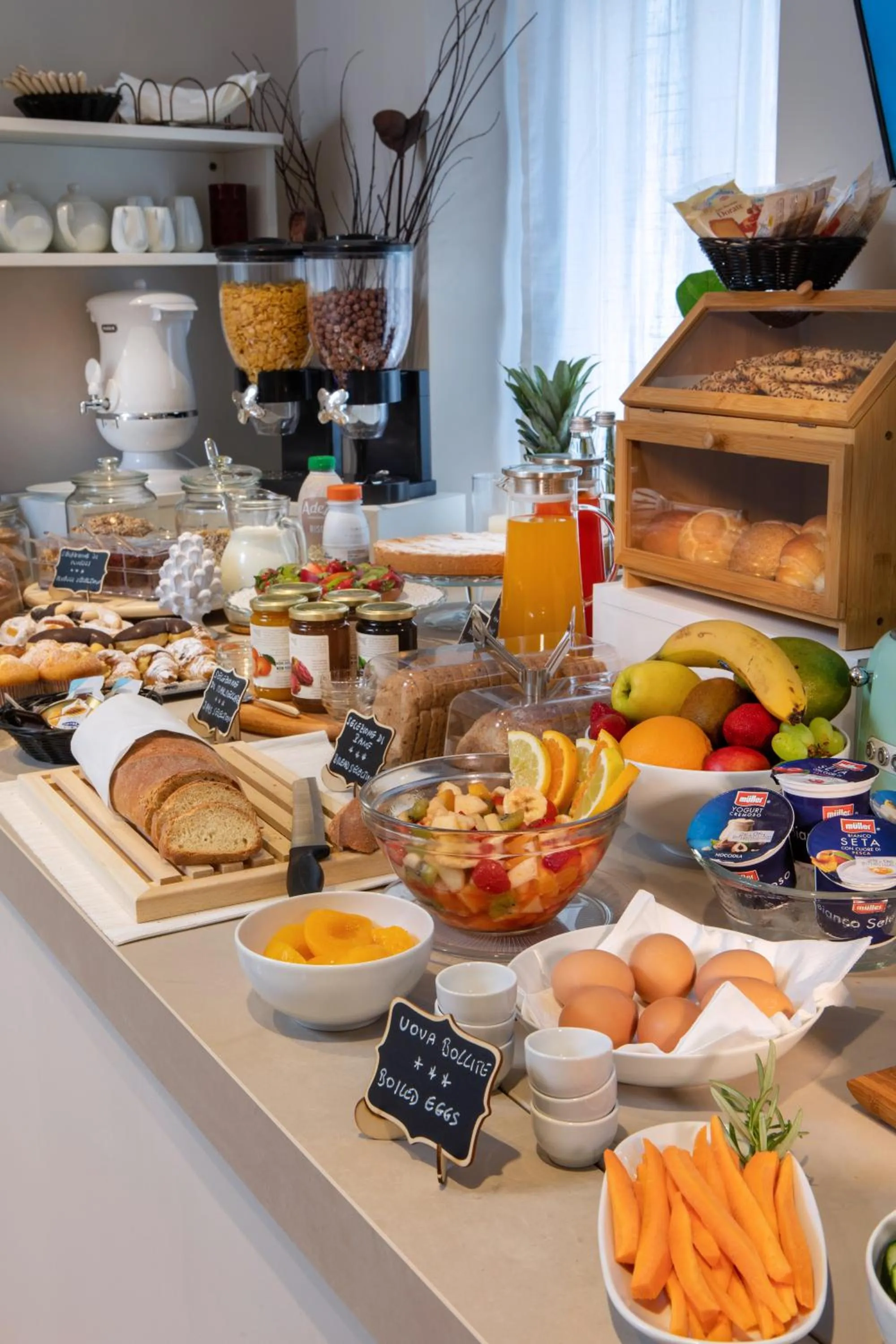 Buffet breakfast in Casa Blandano B&B